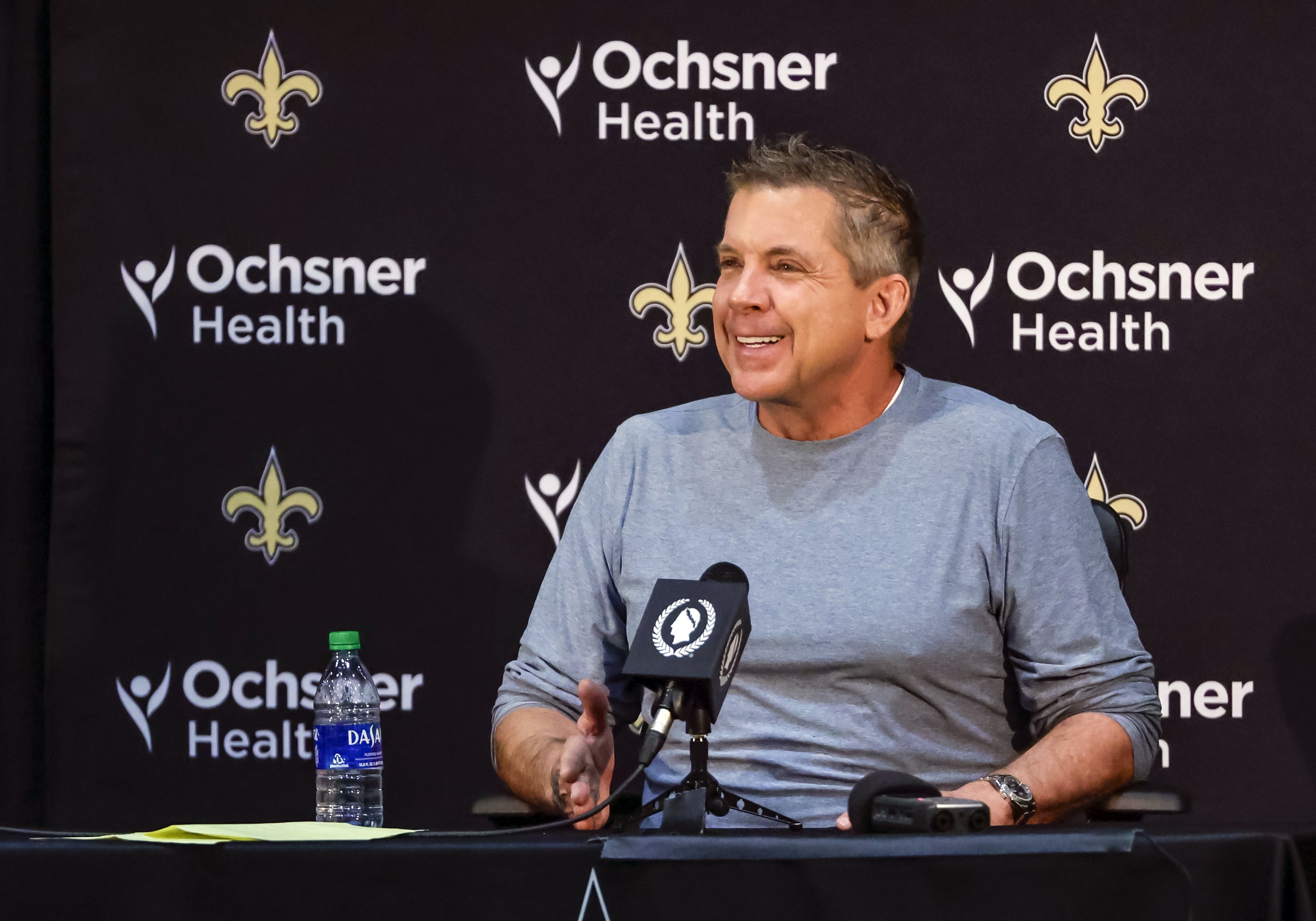 New Orleans Saints coach Sean Payton announces retirement