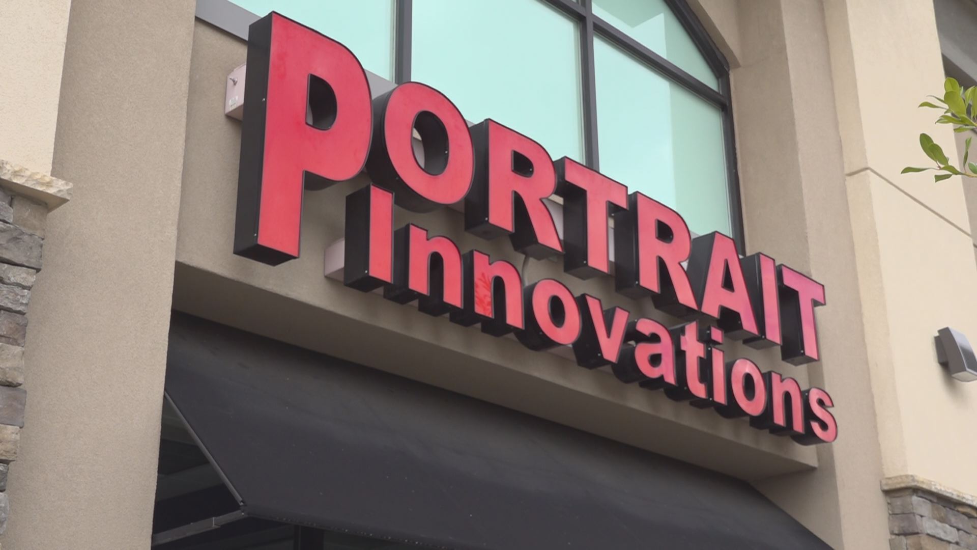 Portrait Innovations Closes In Roanoke Leaving Customers Without Photos