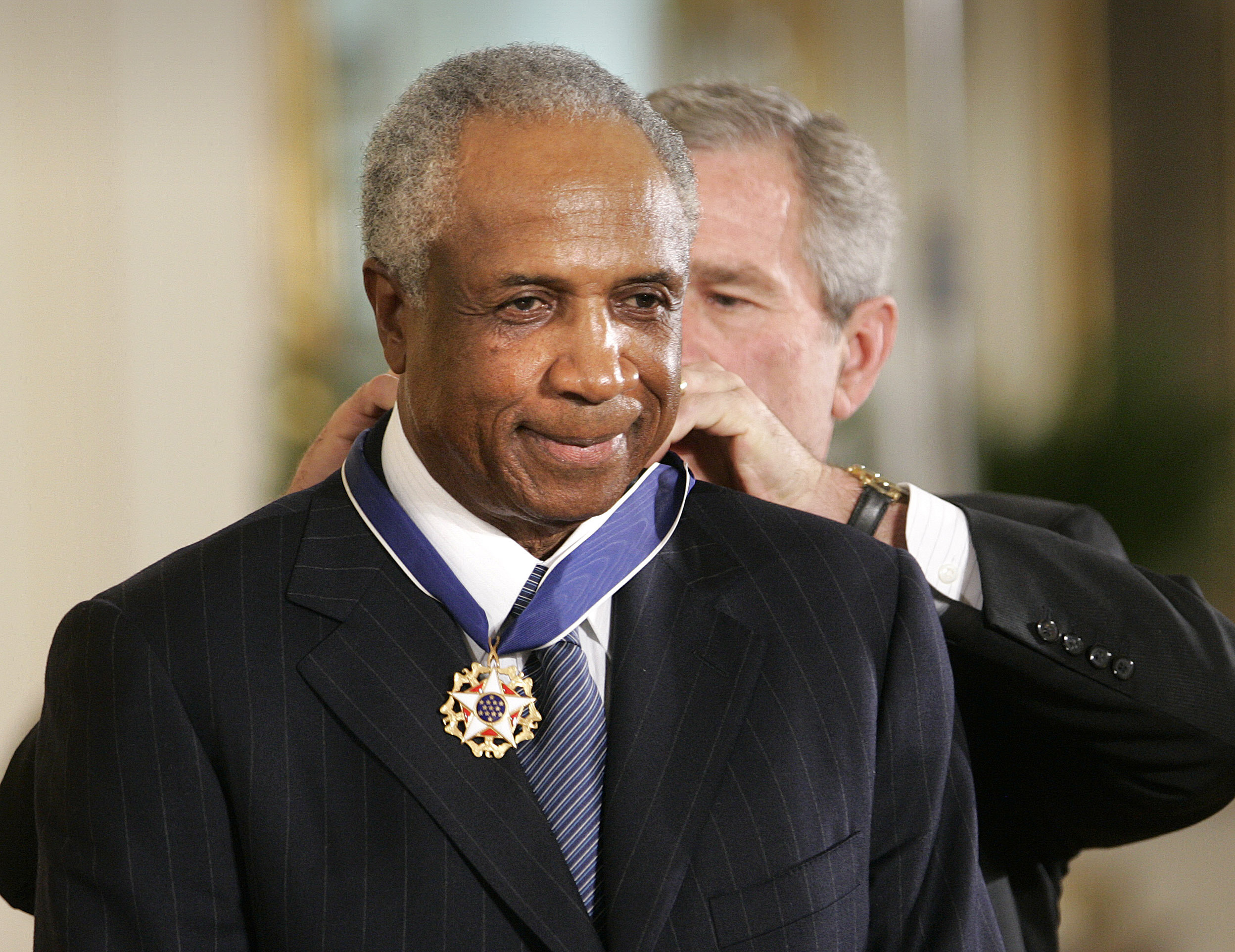 Hall of Famer, Pioneering Manager Frank Robinson Dies at 83 - GV Wire -  Explore. Explain. Expose