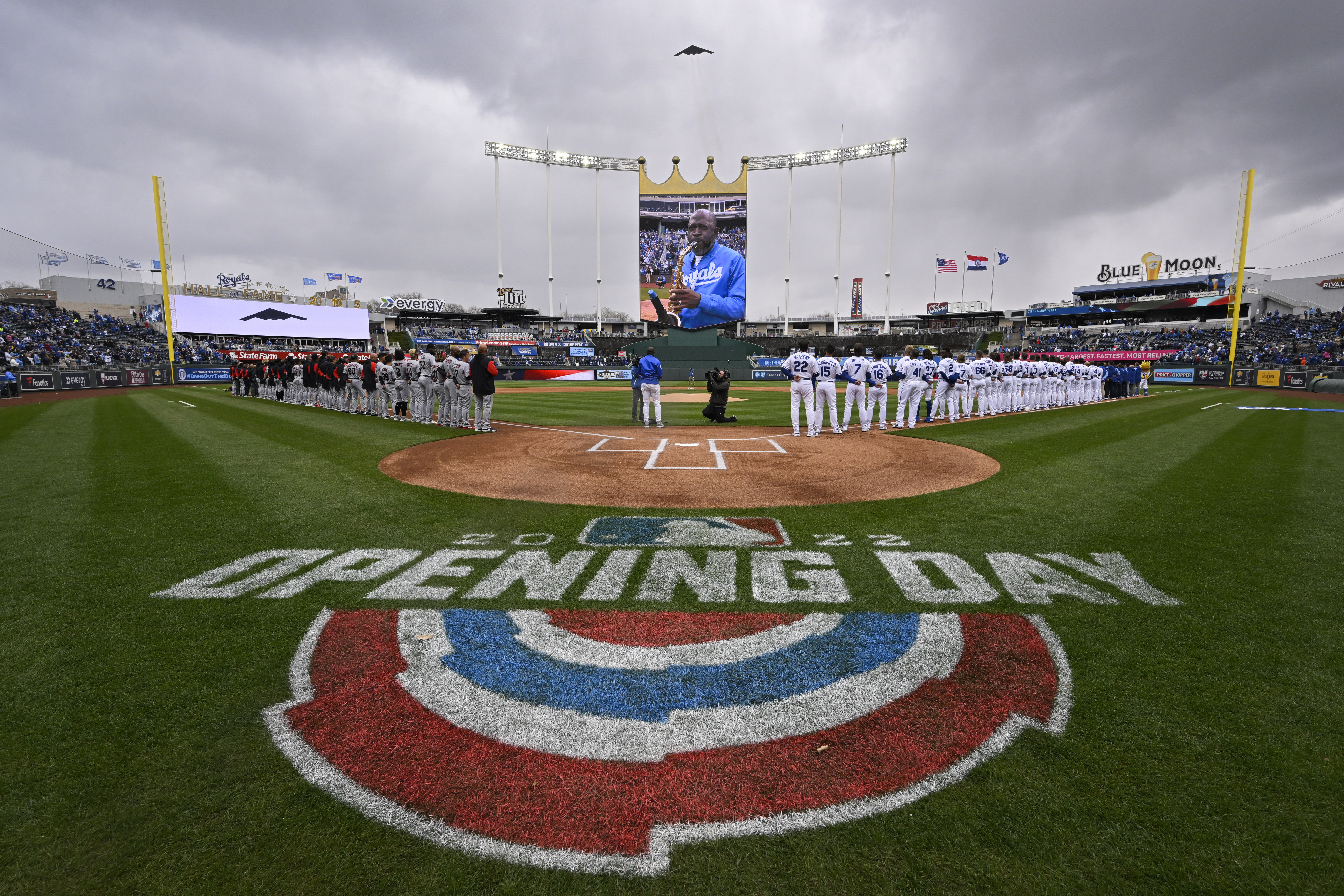 All-powder blues, Brothers Osborne concert to highlight Royals Opening Day