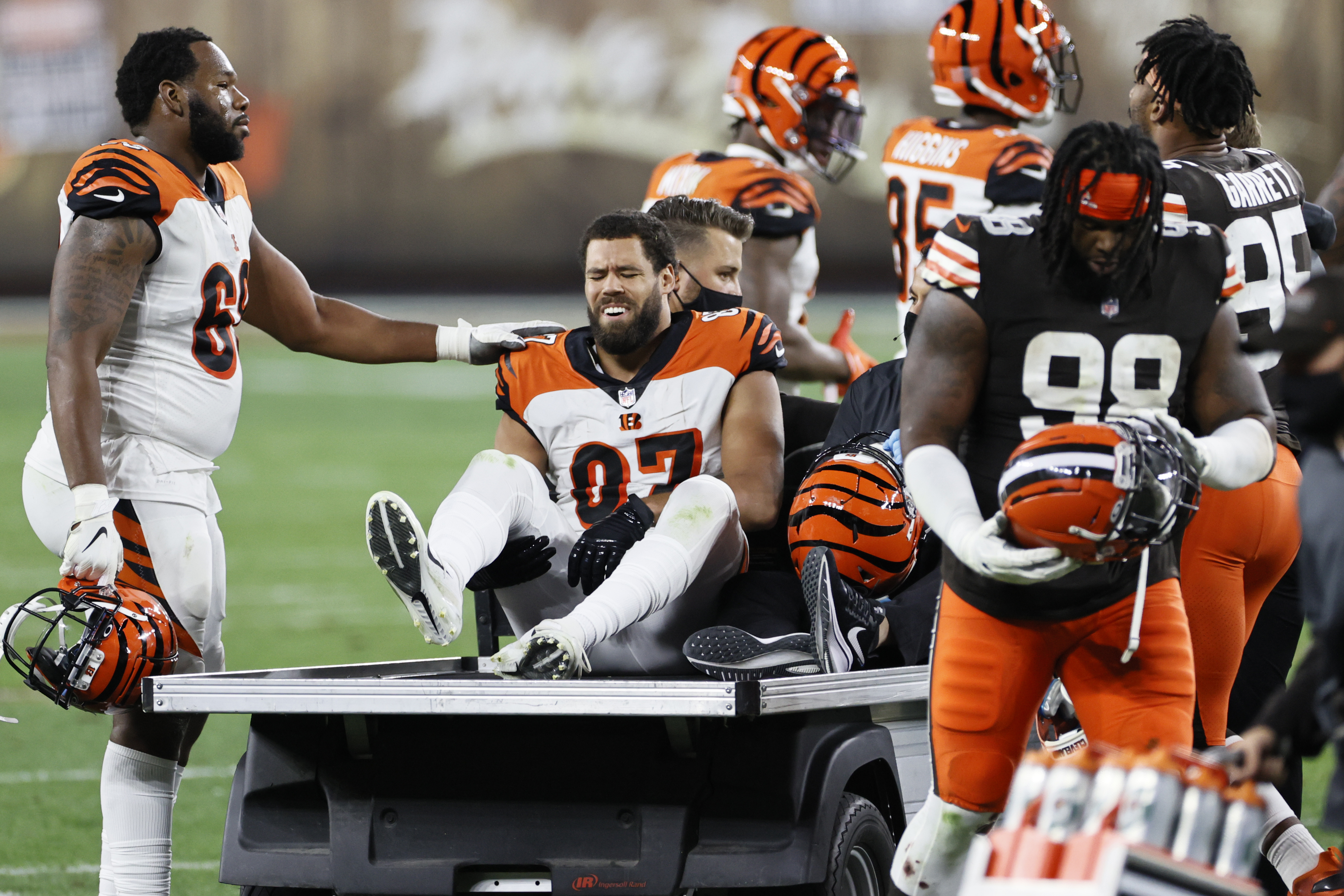 August 18, 2018: Cincinnati Bengals tight end C.J. Uzomah (87) prior to the  NFL football game between the Cincinnati Bengals and the Dallas Cowboys at  AT&T Stadium in Arlington, Texas. Shane Roper/Cal