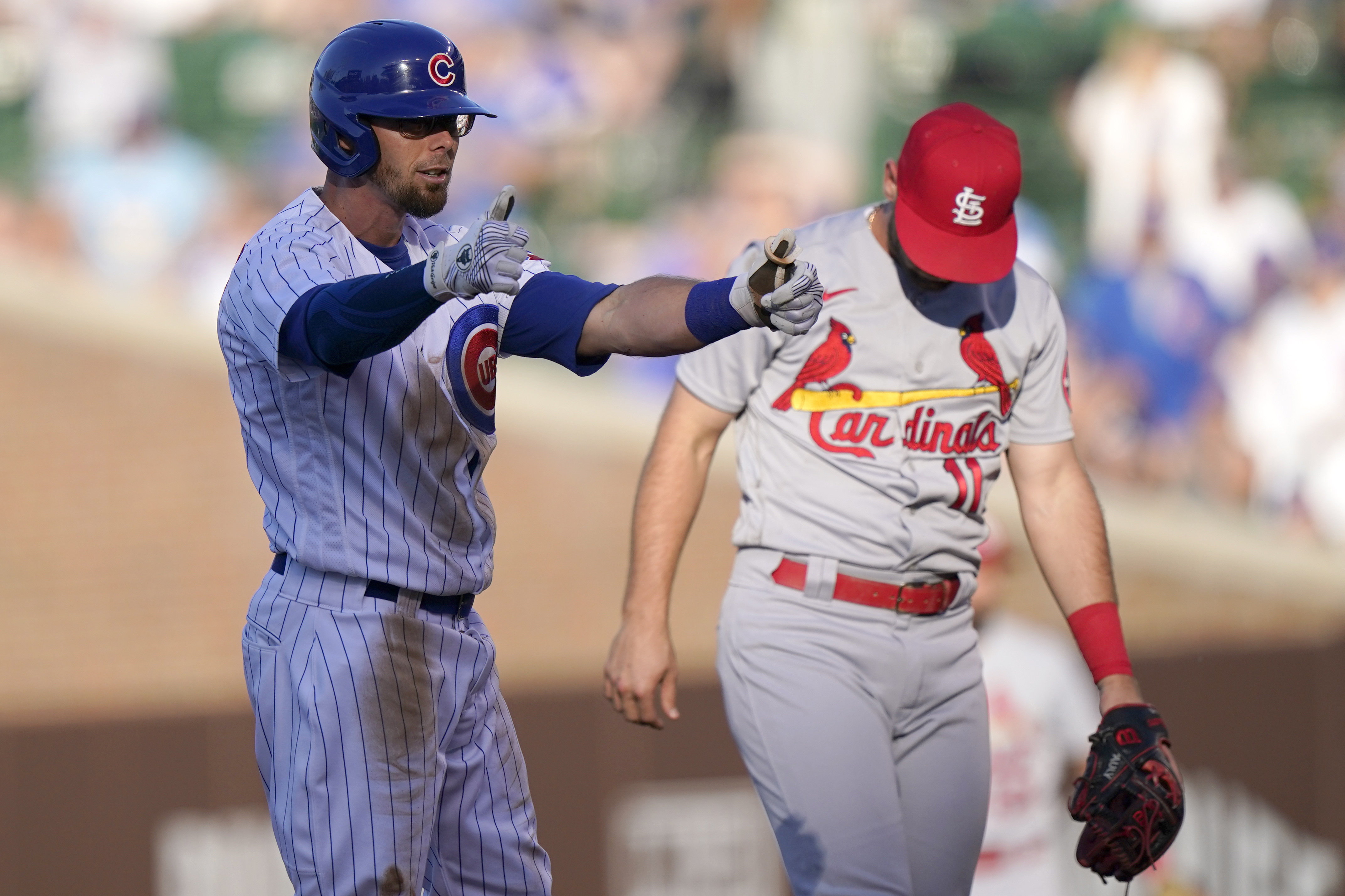 Cardinals beat Jake Arrieta, Cubs complete 3-game sweep