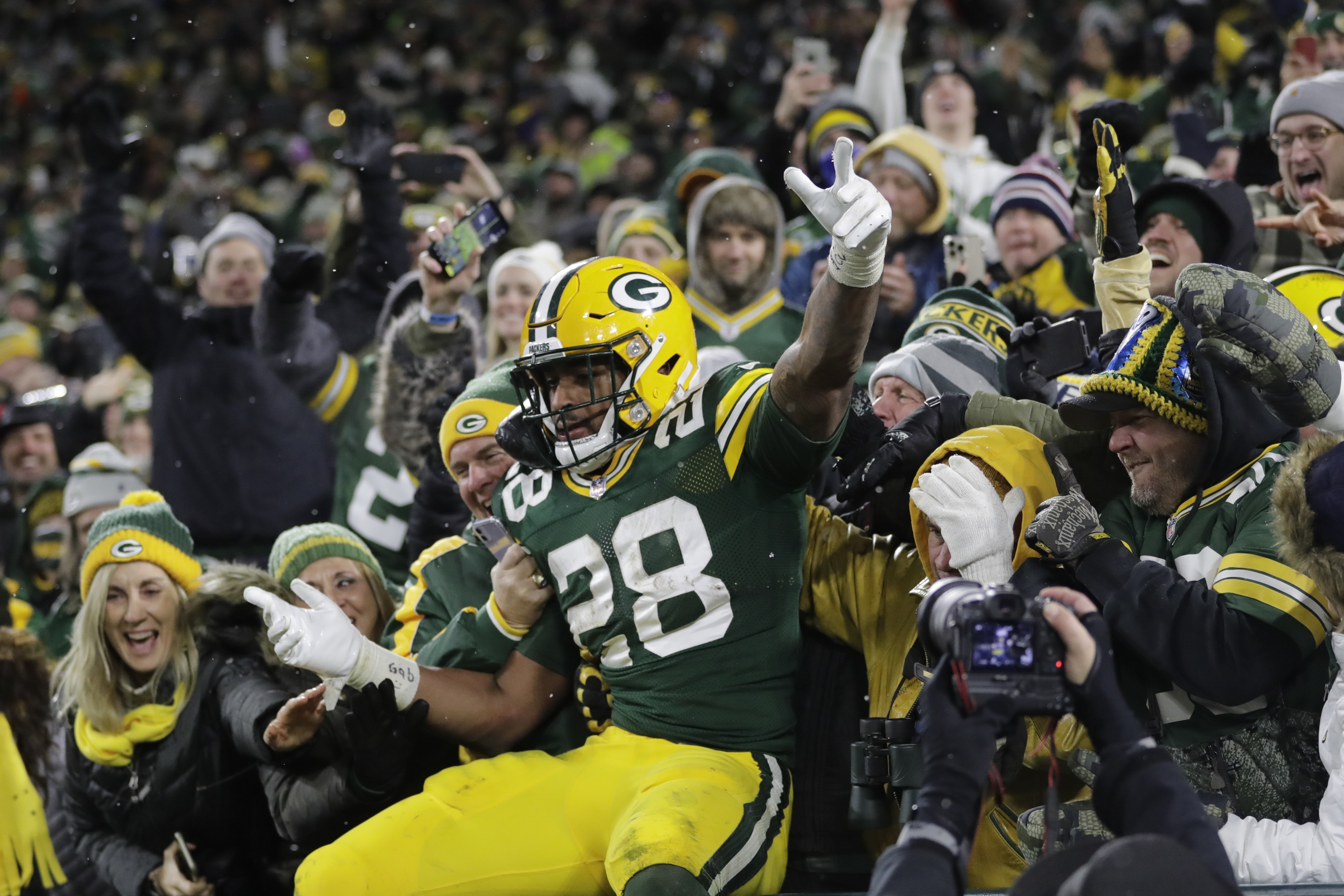 Packers launch 'Get Loud Lambeau' campaign in advance of Sunday's  Packers-Lions game