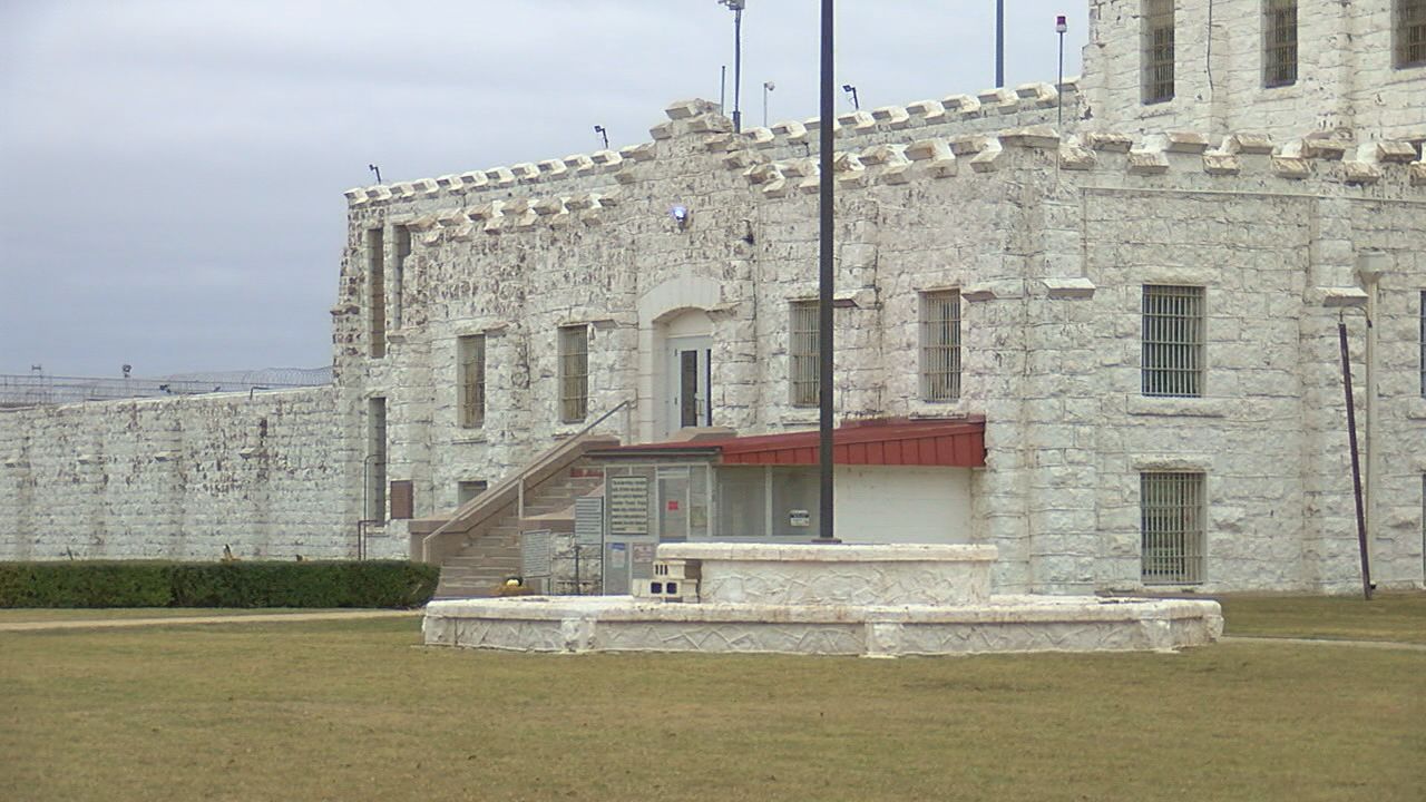 Derrick Duer Granite Prison Shop fastlisa.unibo.it