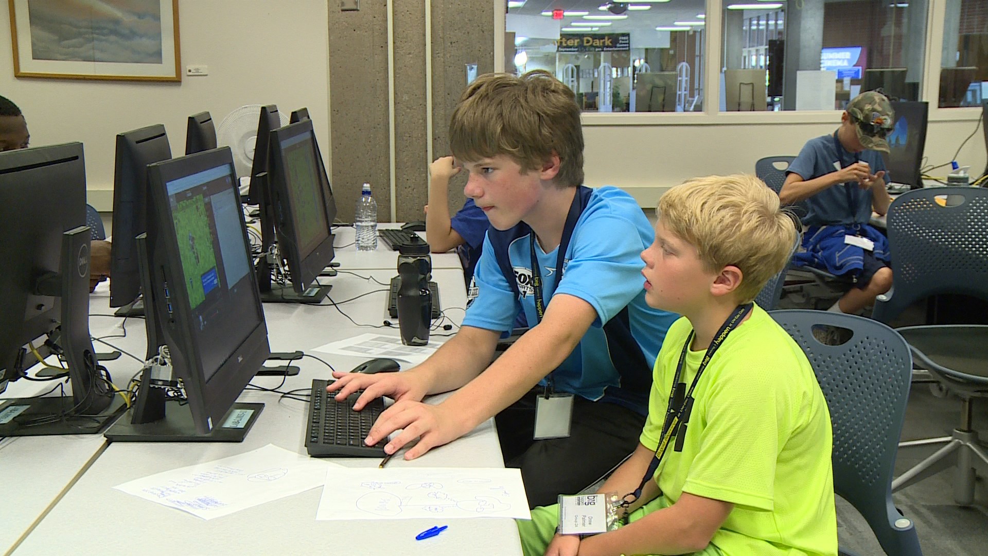 Kids learn to code at Blugold Beginnings camp