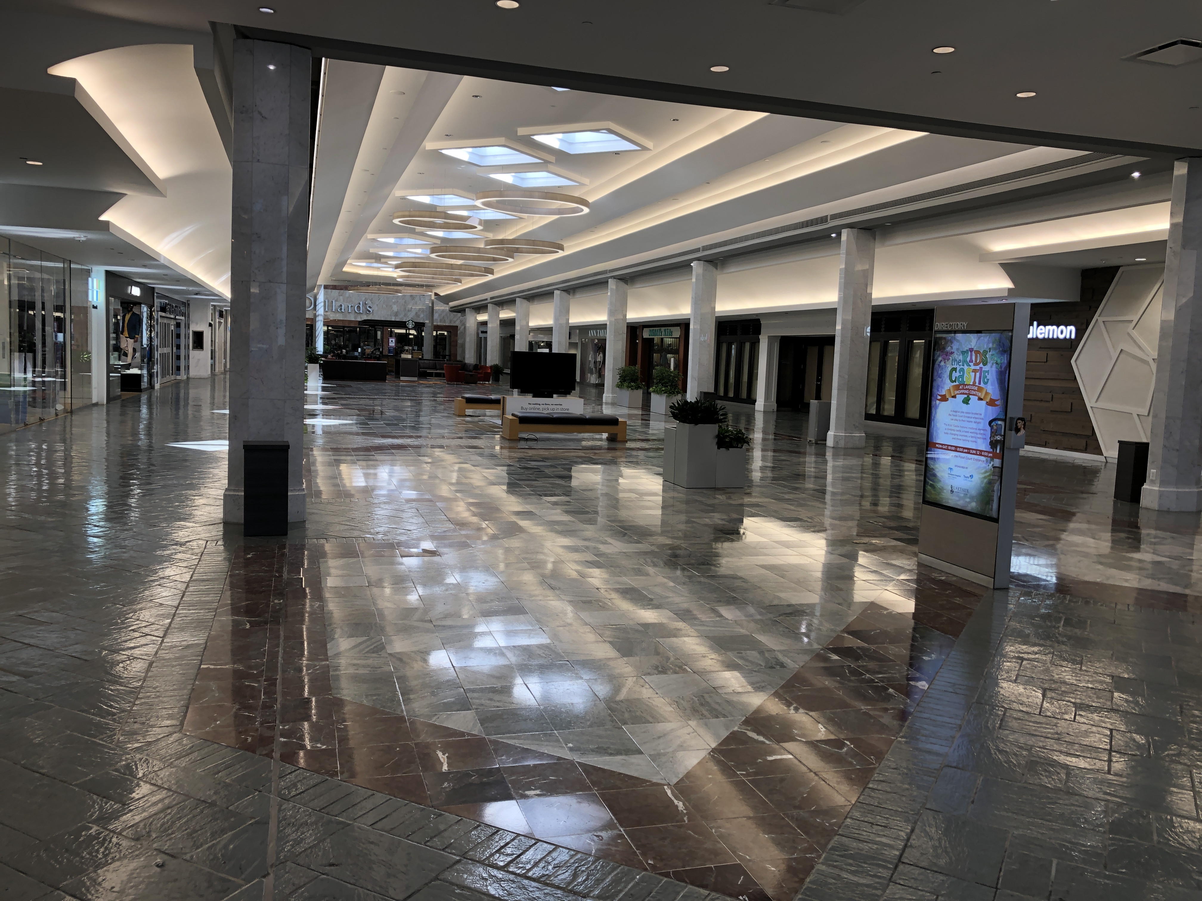 Dillard's — Lakeside Shopping