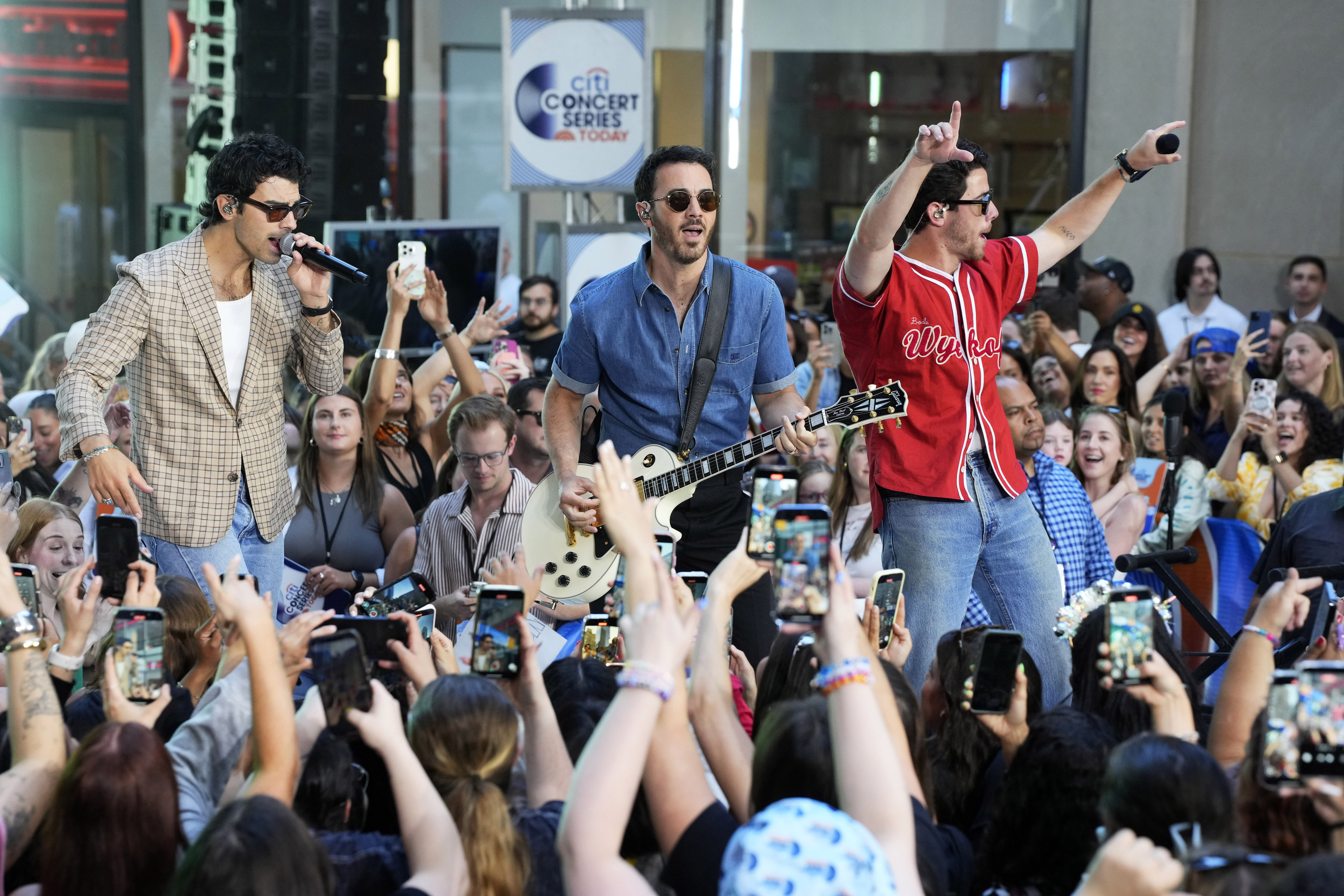 Jonas Brothers, Doja Cat among musical acts to announce Vegas visits