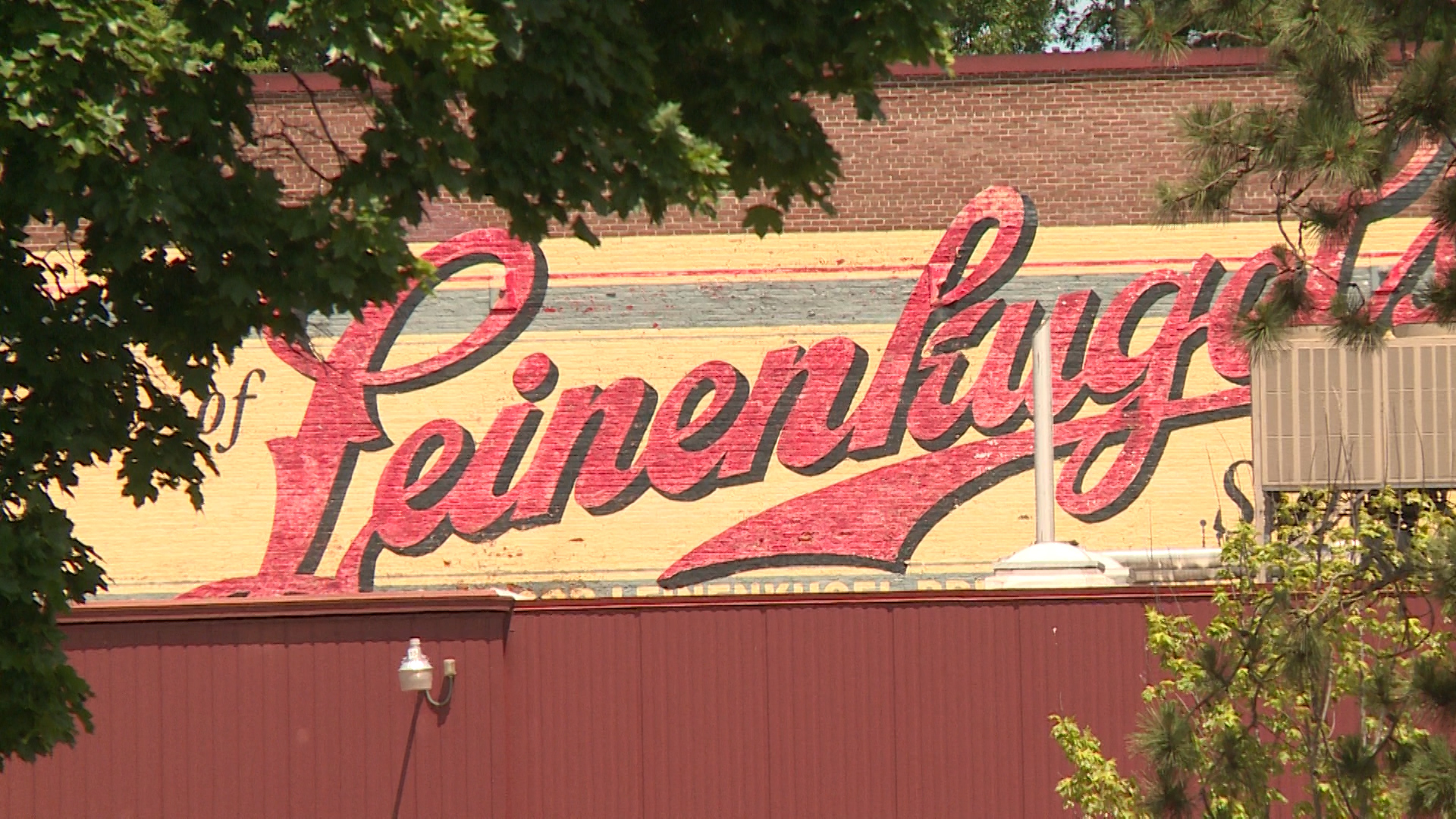 Dick Leinenkugel to retire as president of Leinenkugel s