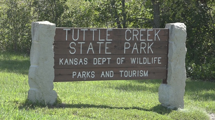 Biologists begin fish telemetry project at Tuttle Creek and