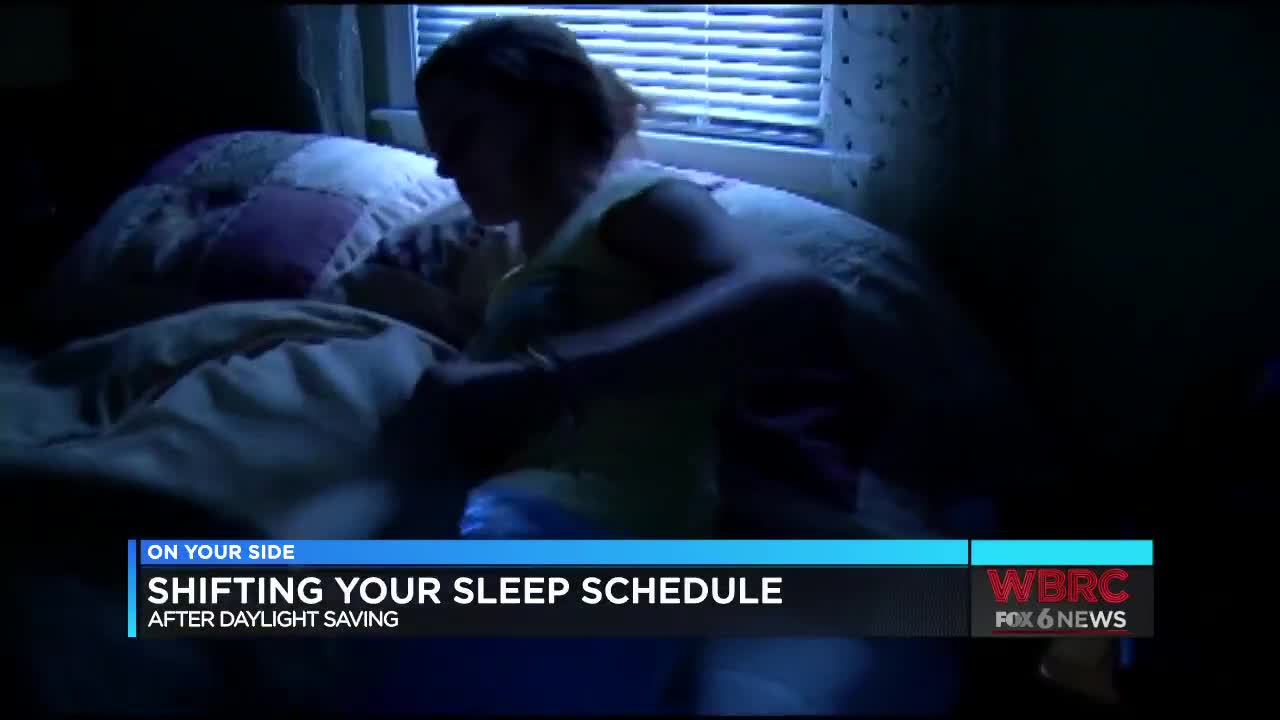 Shifting your sleep schedule after Daylight Saving Time photo