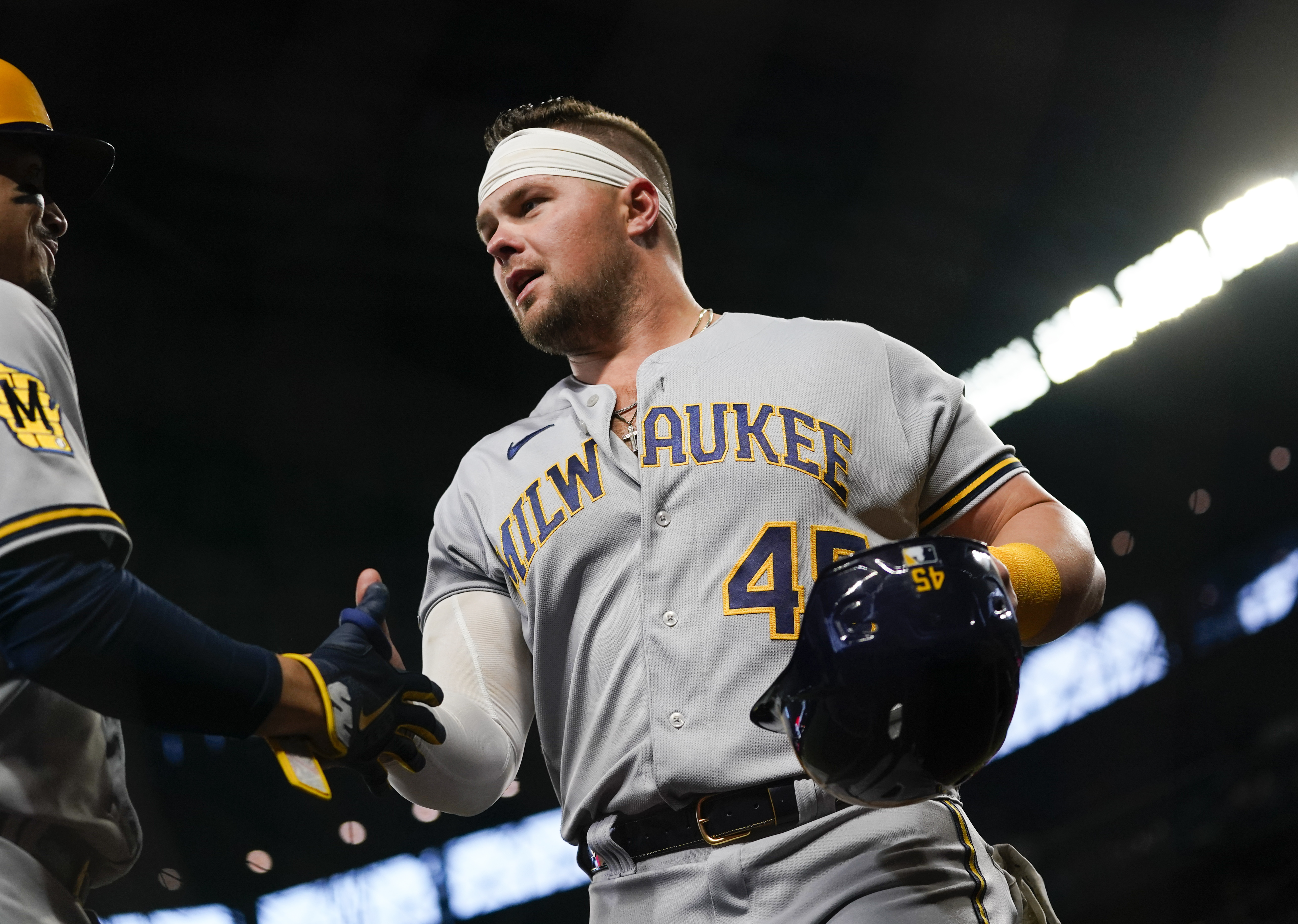 Luke Voit signs minor league contract with Mets after Brewers release