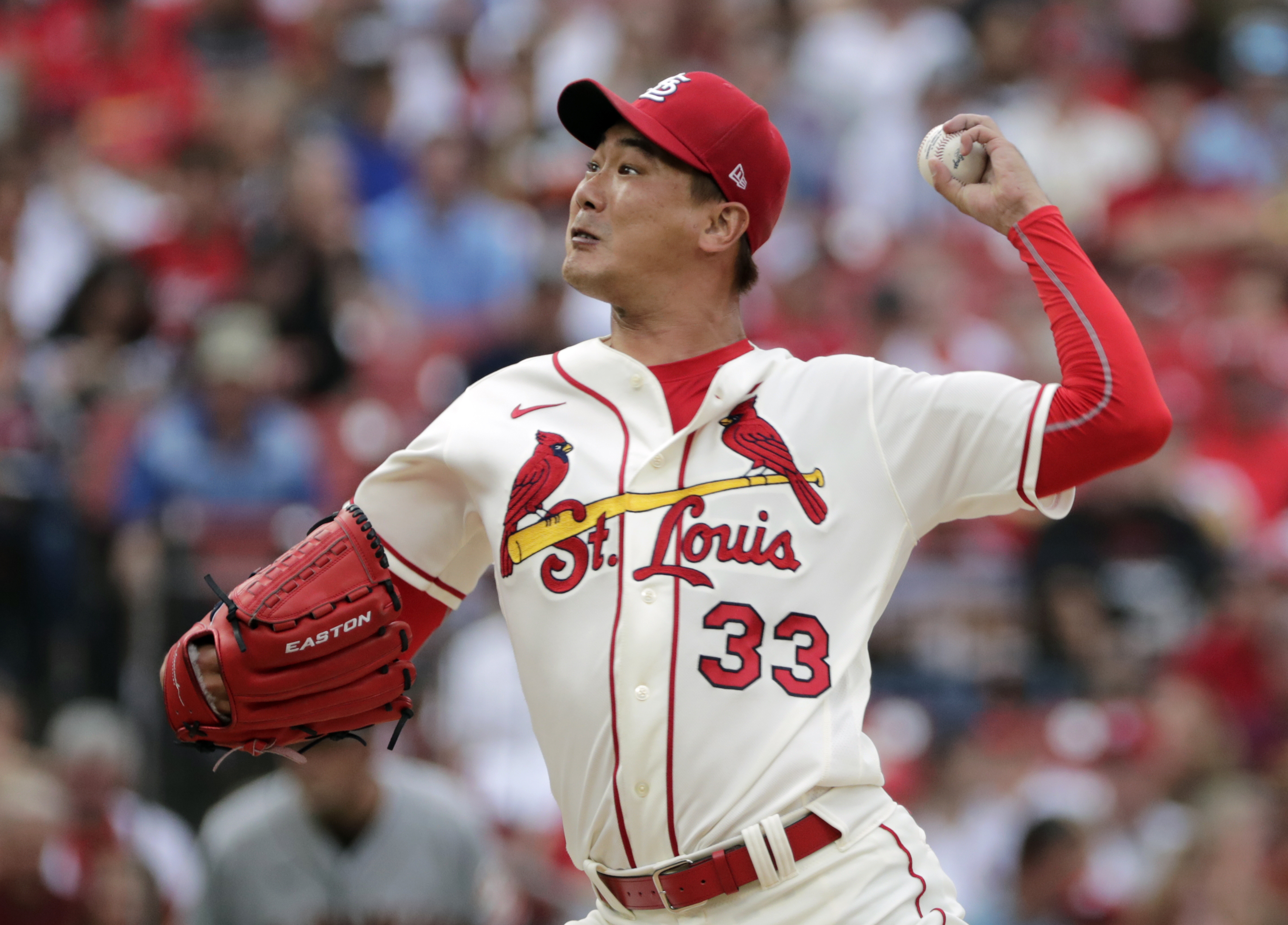 Cardinals sign top South Korean pitcher Kwang Hyun Kim