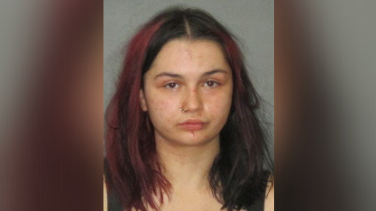 Woman accused of stabbing boyfriend for urinating in their bed after a night of drinking hq picture