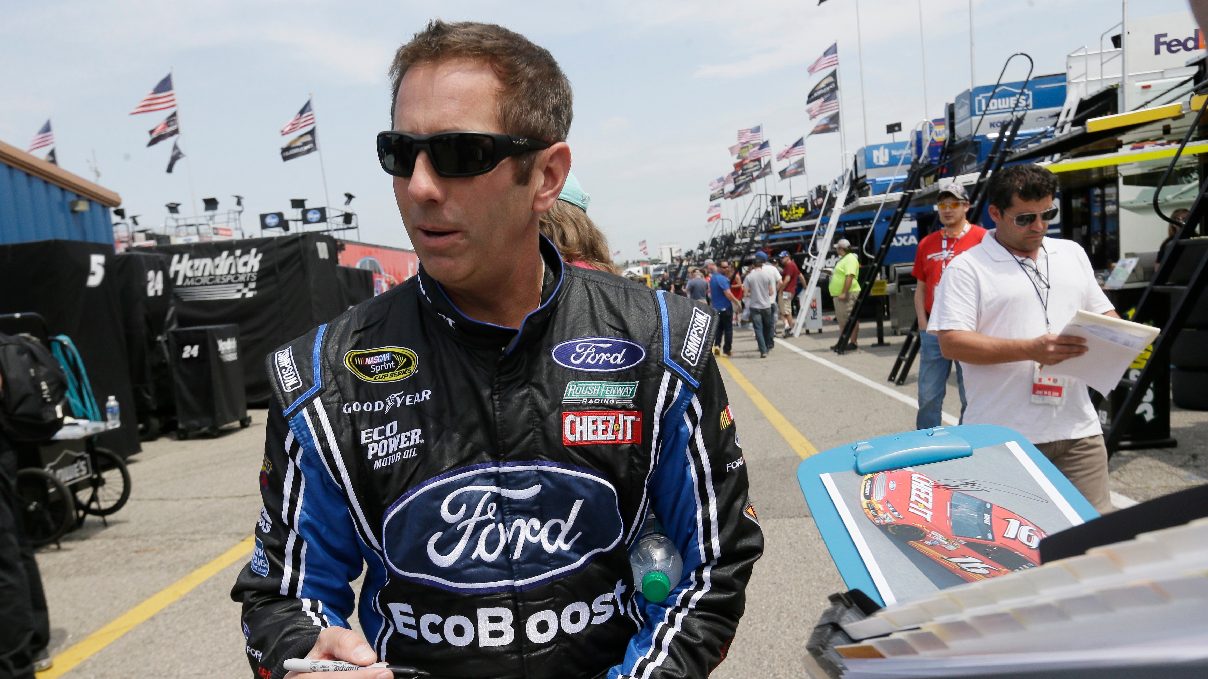 NASCAR's Greg Biffle wasn't flying his plane before crash that killed him  and 6 others