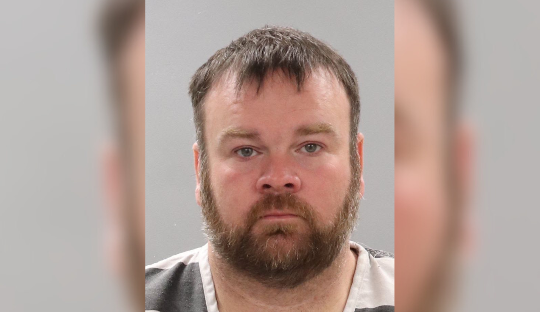 Friendsville man pleads guilty to years of sexually assaulting a
