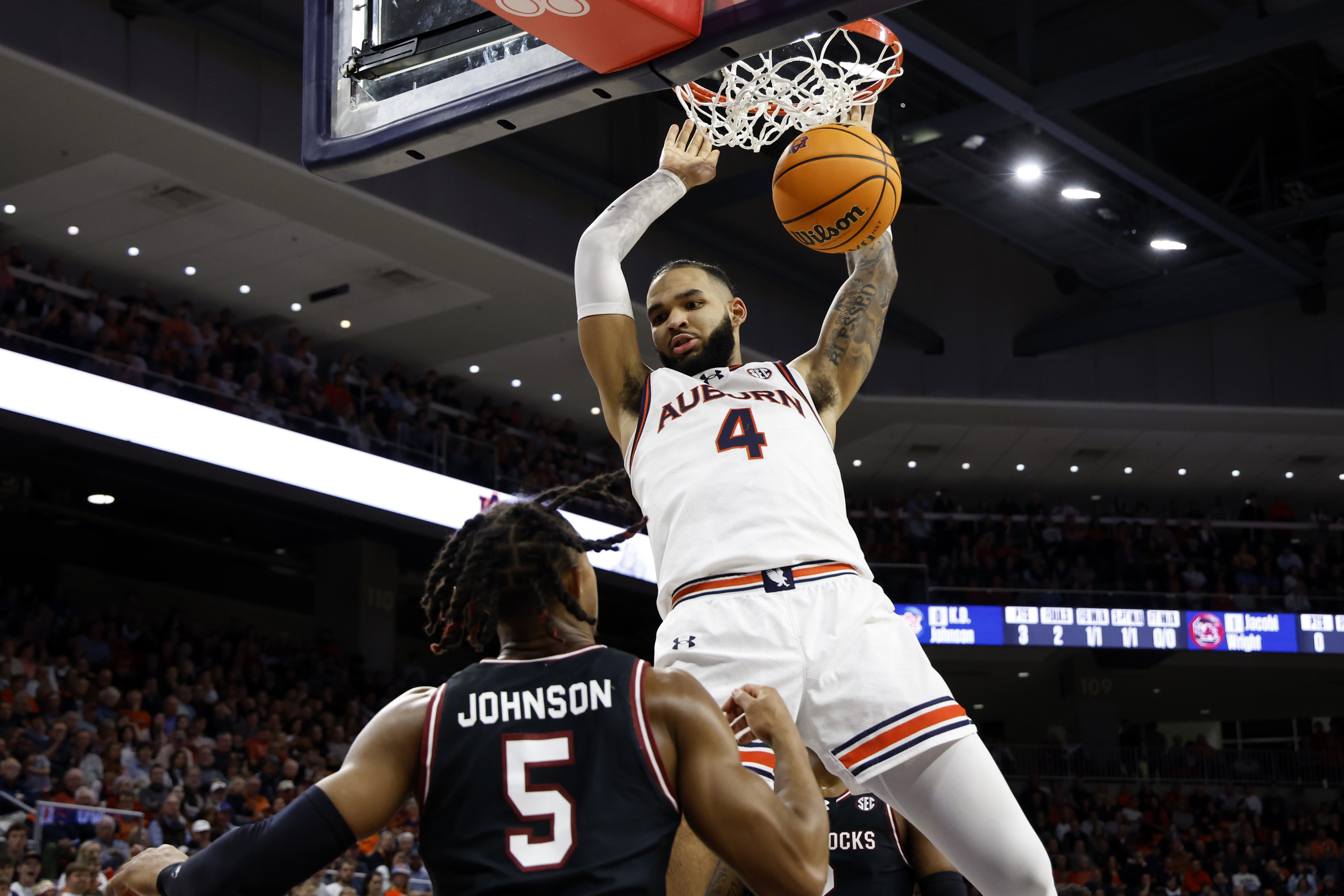 Williams, Broome lead No. 13 Auburn to 101-61 rout of No. 11 South Carolina