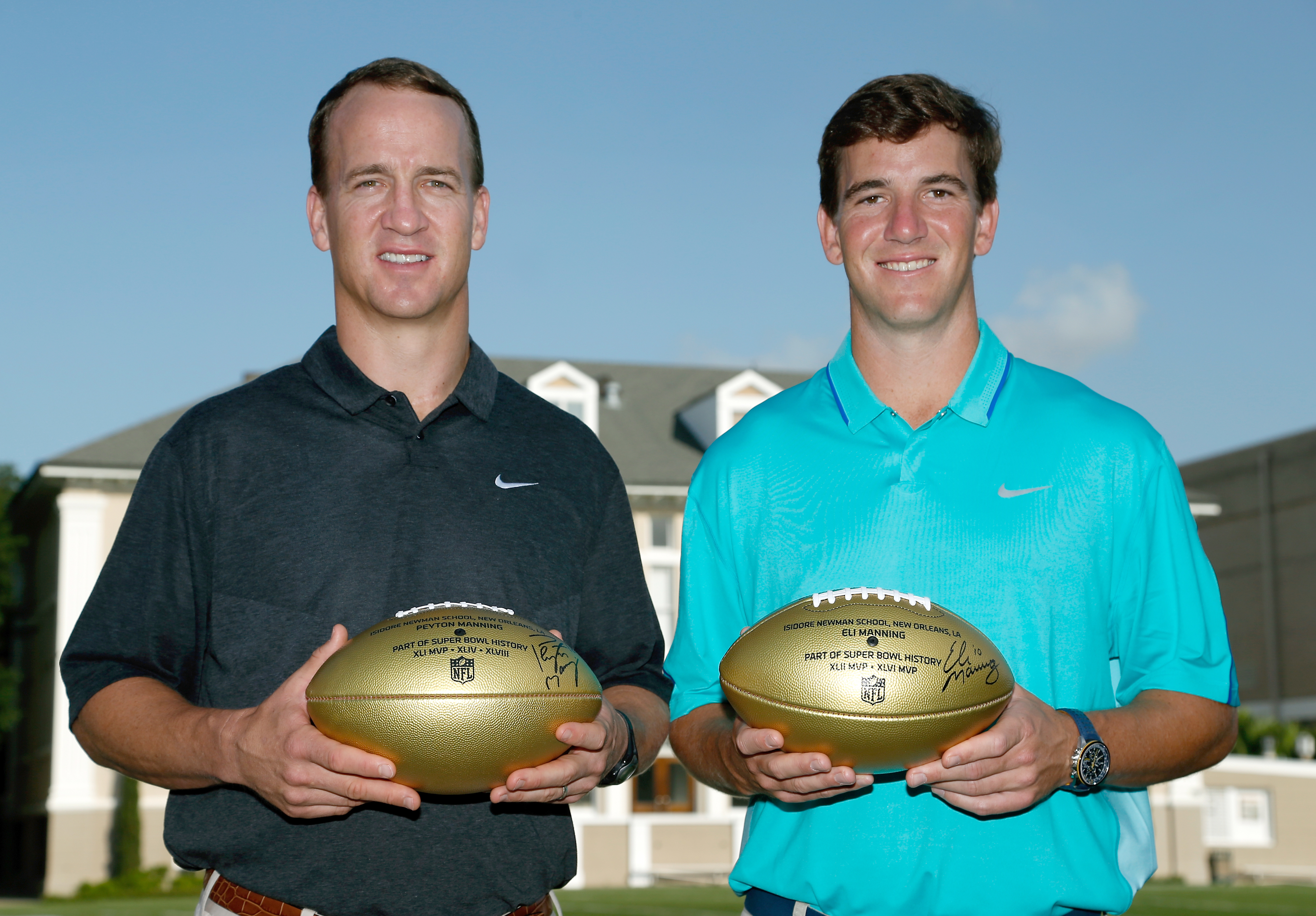 How ESPN Broadcasts Peyton And Eli Manning's Monday Night Football Show