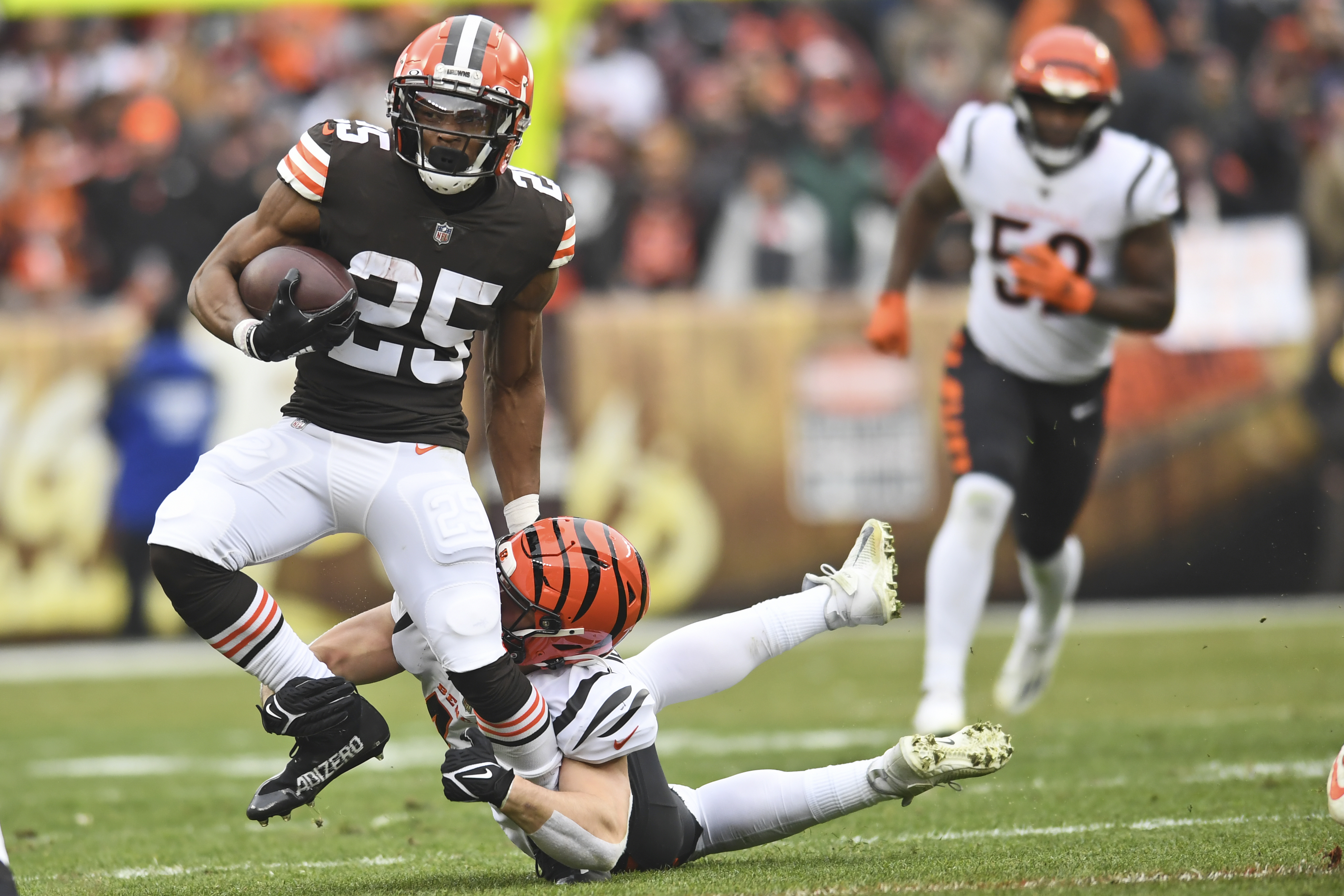 Nick Chubb Cleveland Browns military salute to service Jersey