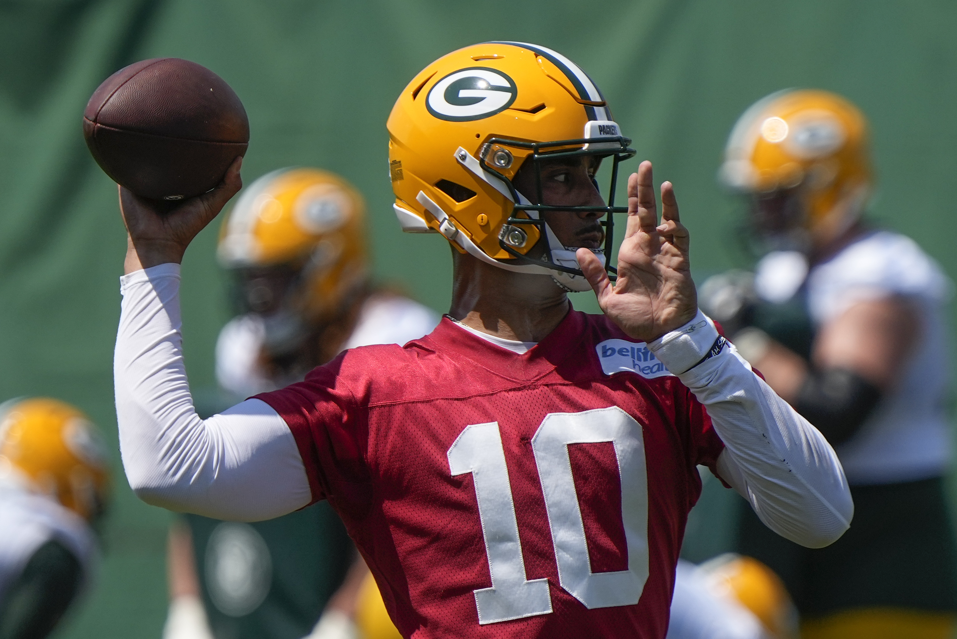 Packers' Jordan Love prepared to step in for absent Rodgers - The