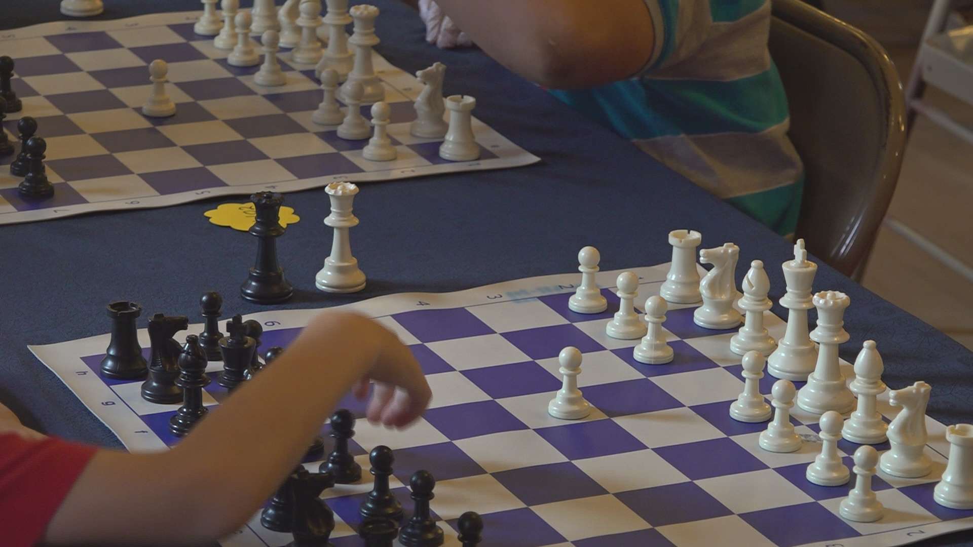 Local players battle on the chess board, Archives