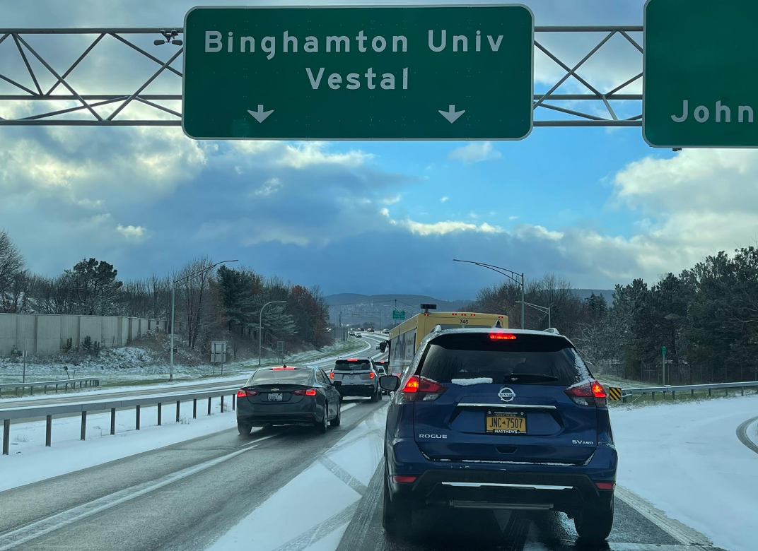 Traffic Alert: Vehicles backed up on Vestal Parkway as accumulating snow  hits area