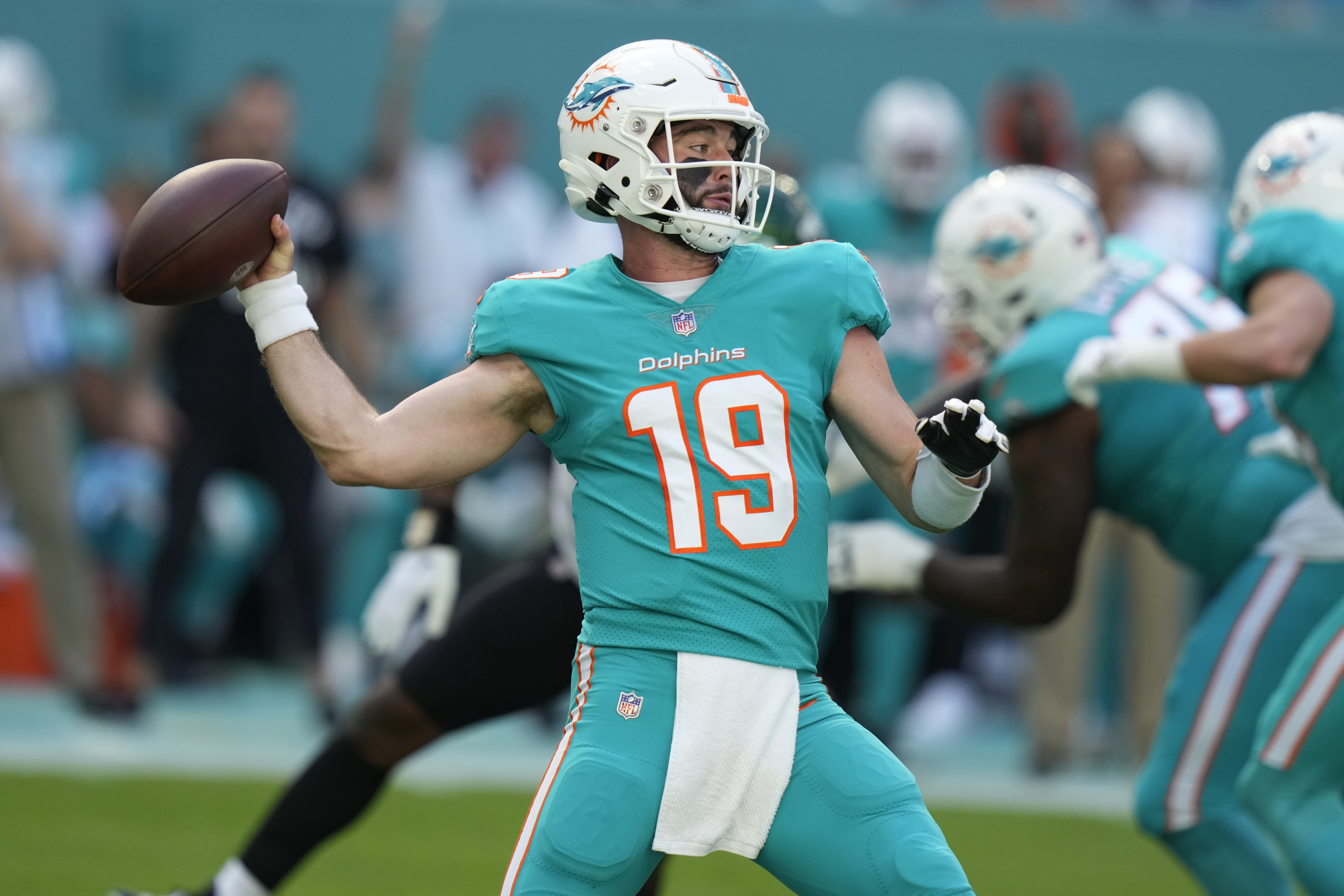 Fairytale season continues for Miami rookie QB Thompson as Dolphins earn  playoff berth
