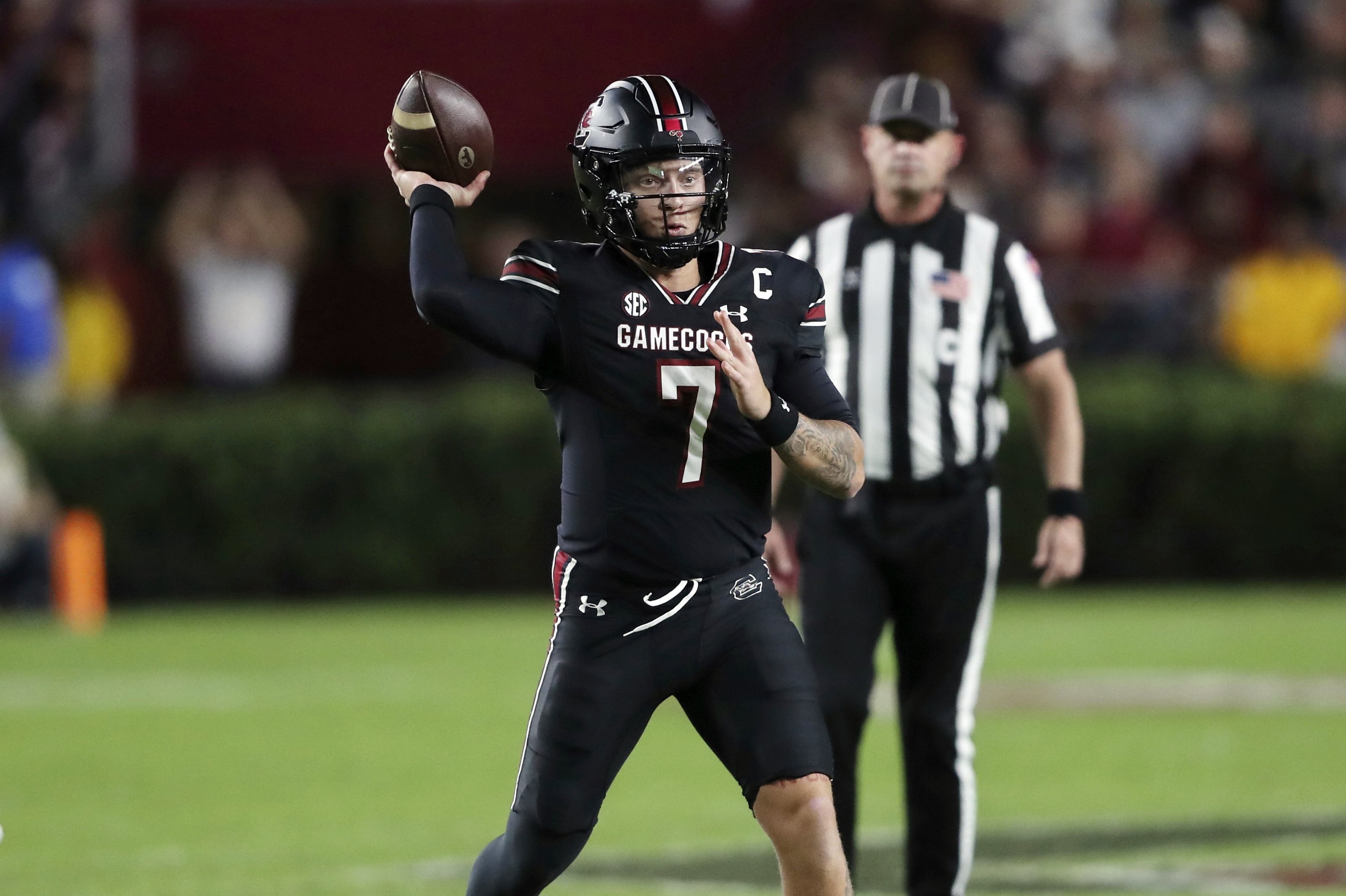 South Carolina quarterback Spencer Rattler giving up final college year for  NFL