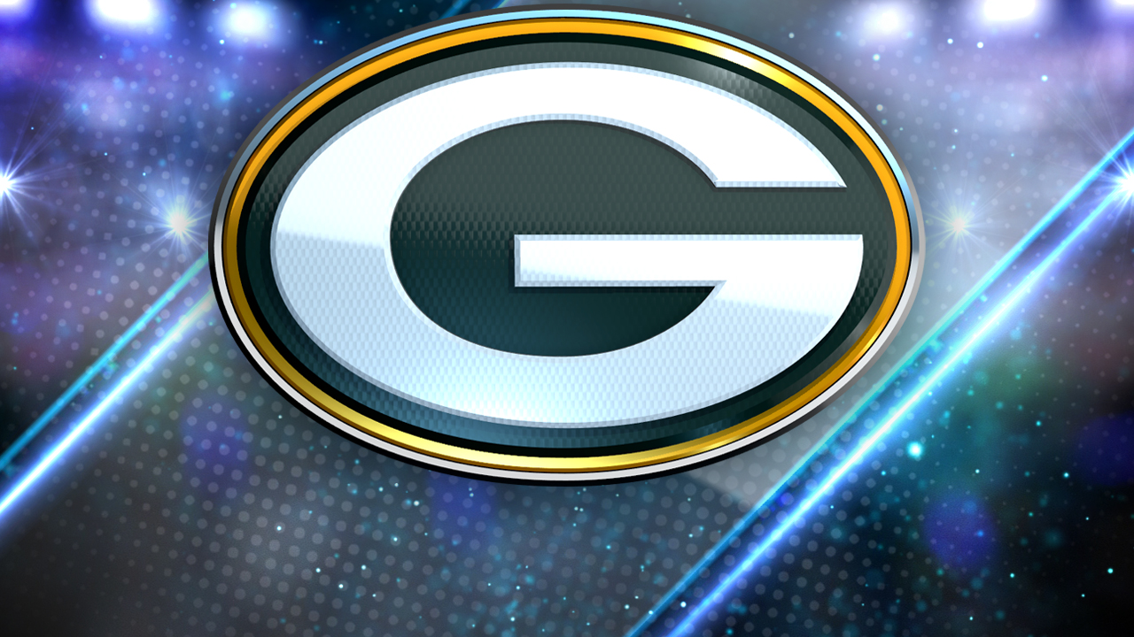 US Sen. Baldwin's 'Go Pack Go Act' makes sure all Wisconsinites can watch  Packers game broadcasts