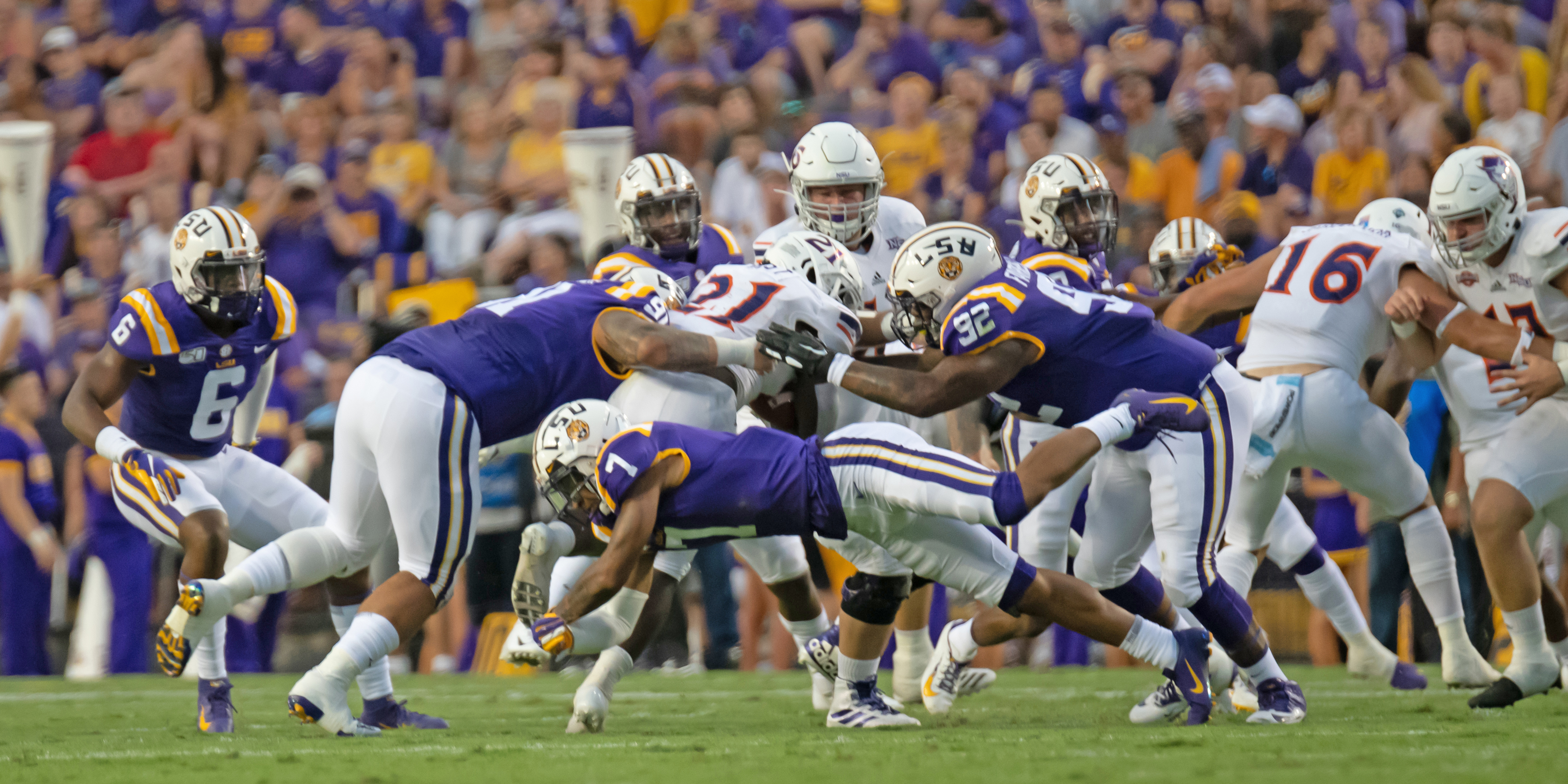 LSU Football Twitter પર: DBU Grant Delpit is the winner of the Jim Thorpe  Award! #GeauxTigers  / Twitter