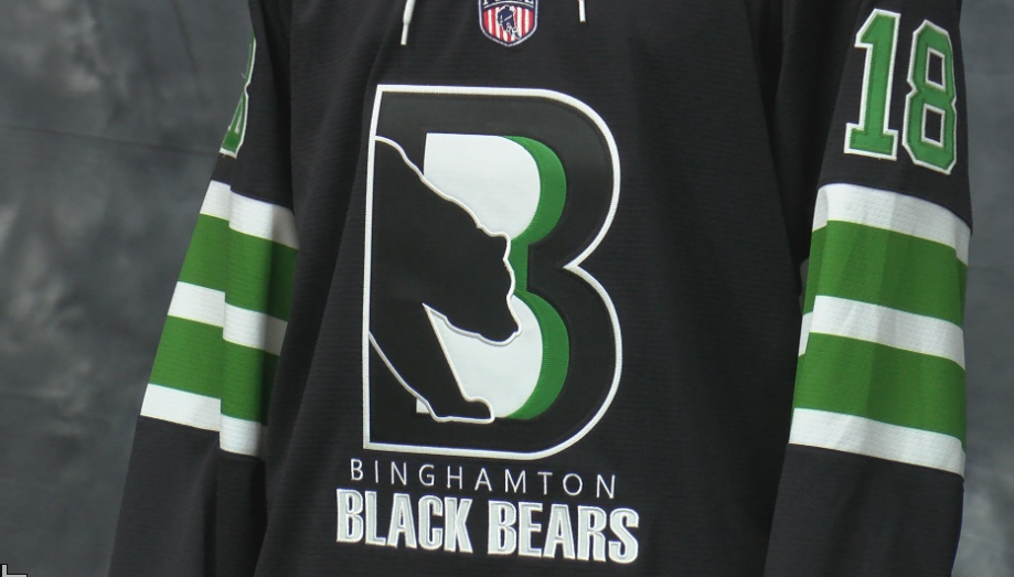 Binghamton Black Bears Thanksgiving Eve Hockey Game