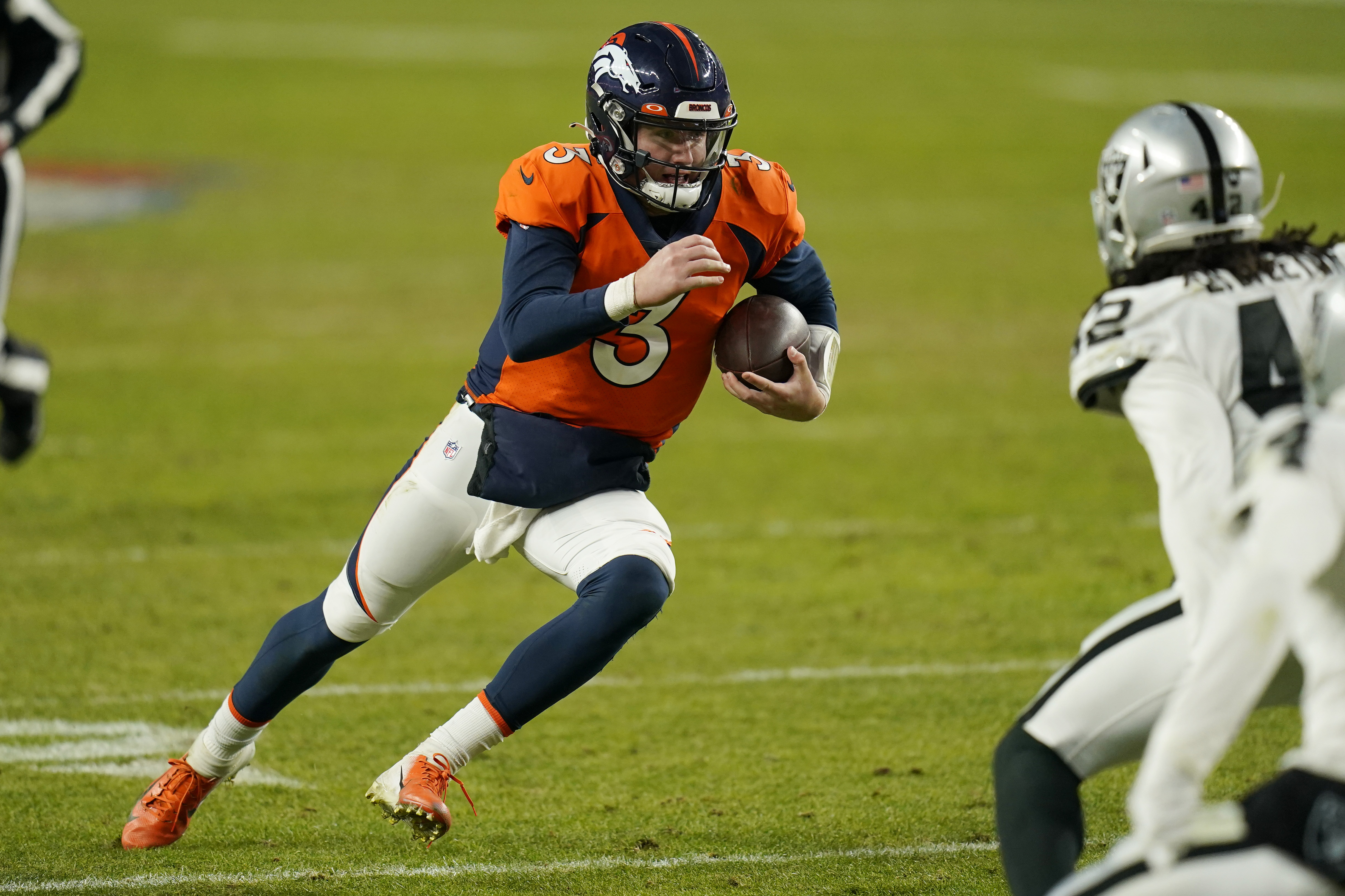 Raiders vs. Broncos score, takeaways: Las Vegas knocks off Denver