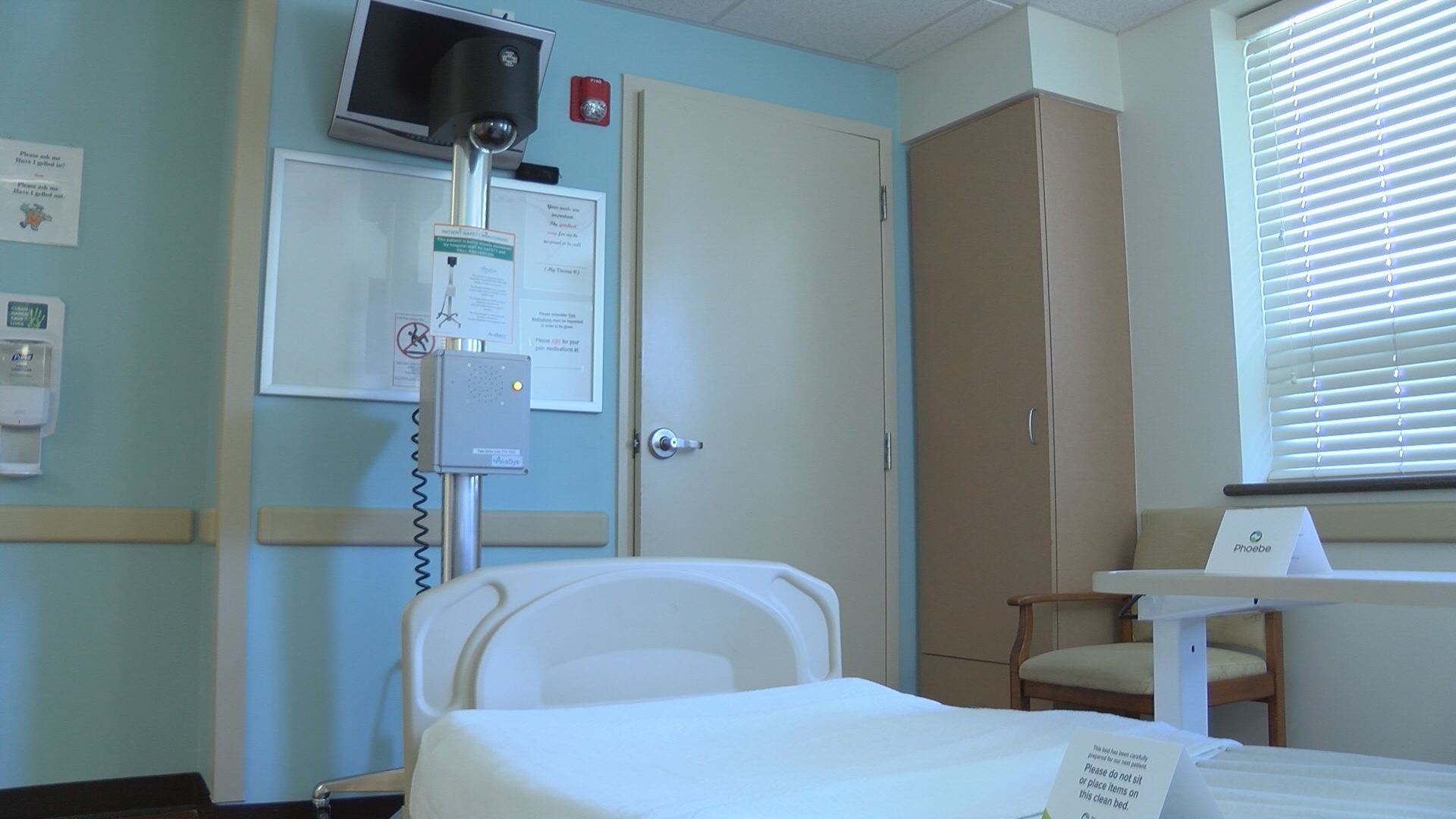 Phoebe introduces new monitoring device to prevent patient falls, image size:1920x1080