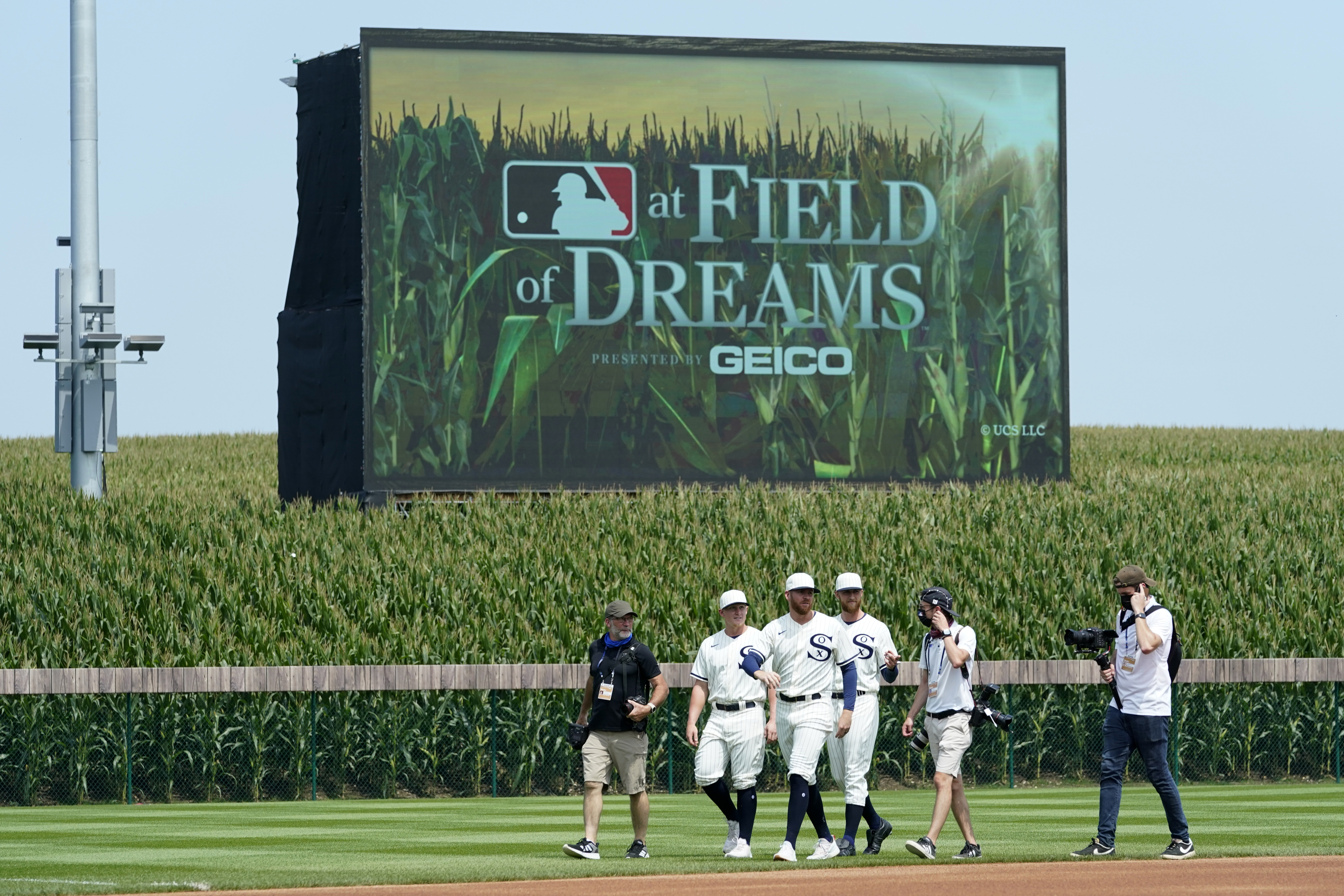 Hollywood ending at 'Field of Dreams