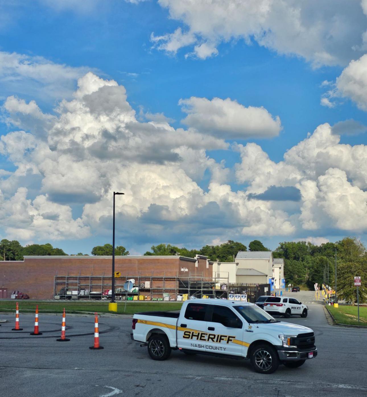 Nash County law enforcement investigates bomb threat at Nashville Walmart