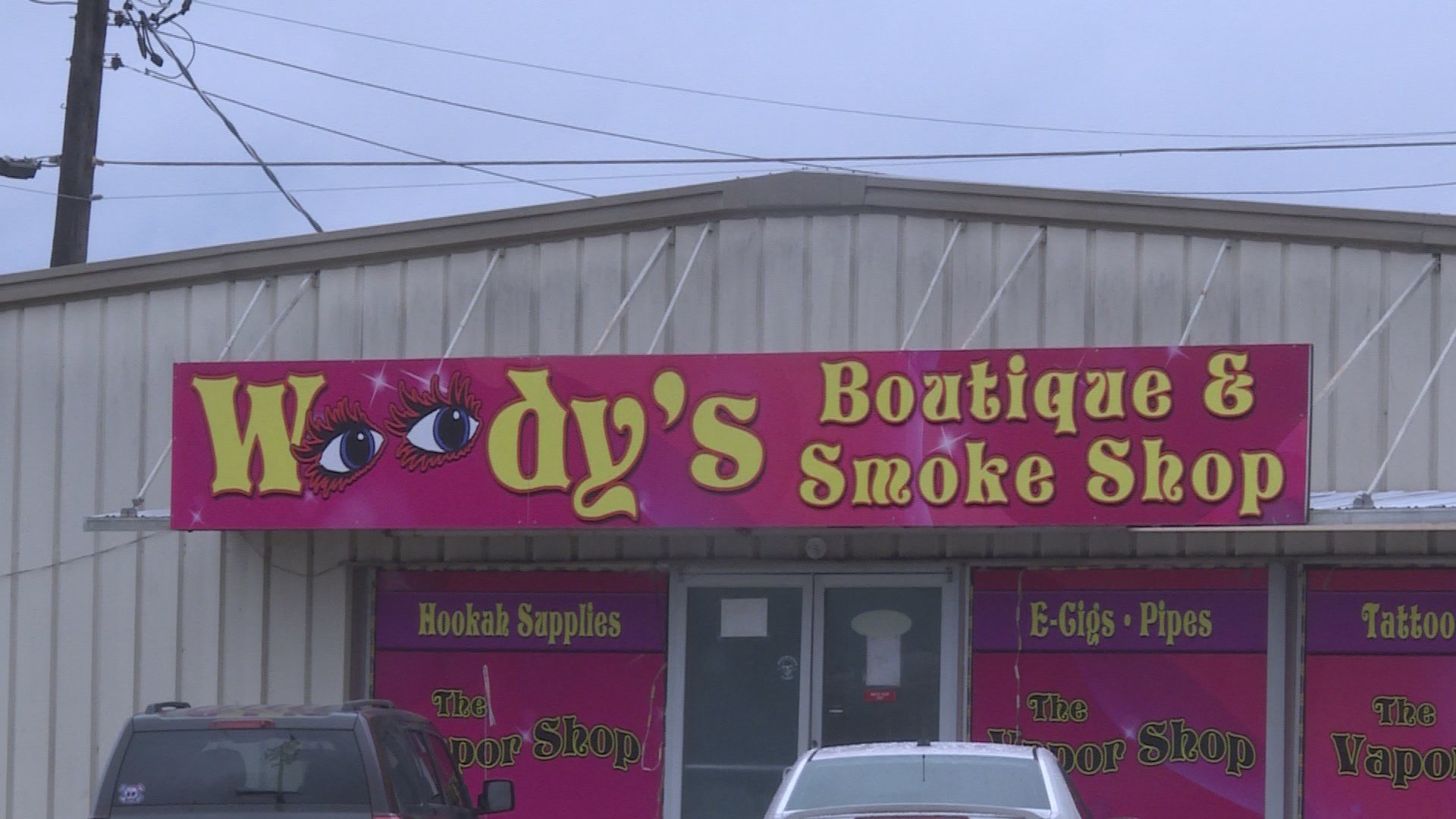 Woody s Boutique and Smoke Shop robbed at gunpoint