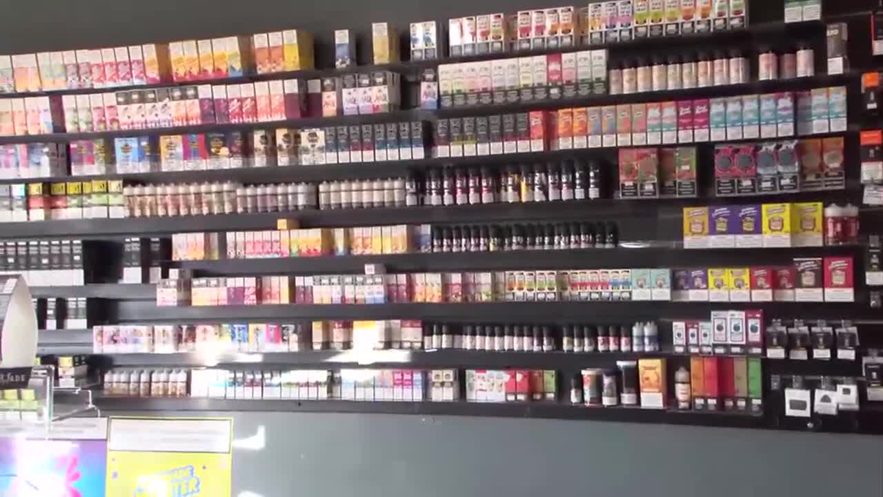 Increase in applications to open vape and smoke shops leaves city to  consider ordinance