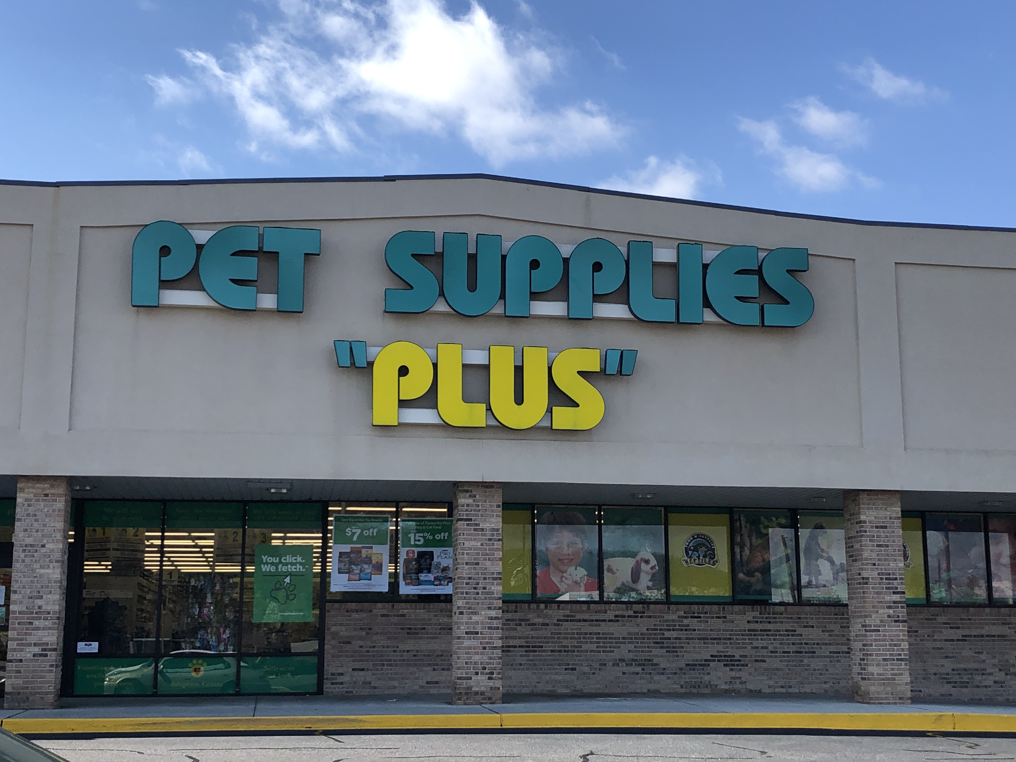 Help for Tornado Victims Pet Supplies Plus collecting donations