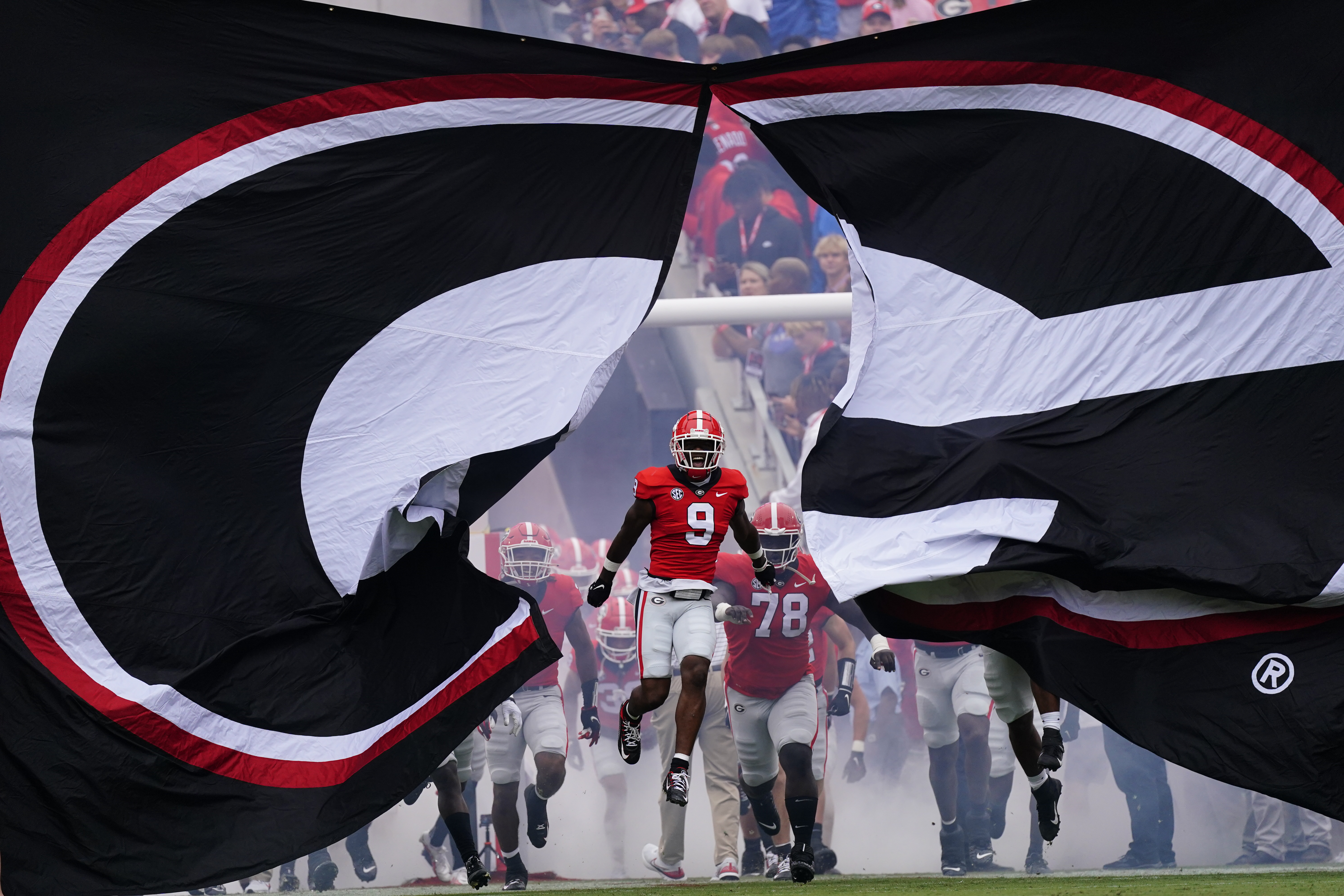 UGA football players hold meeting 'owning what we've done' after
