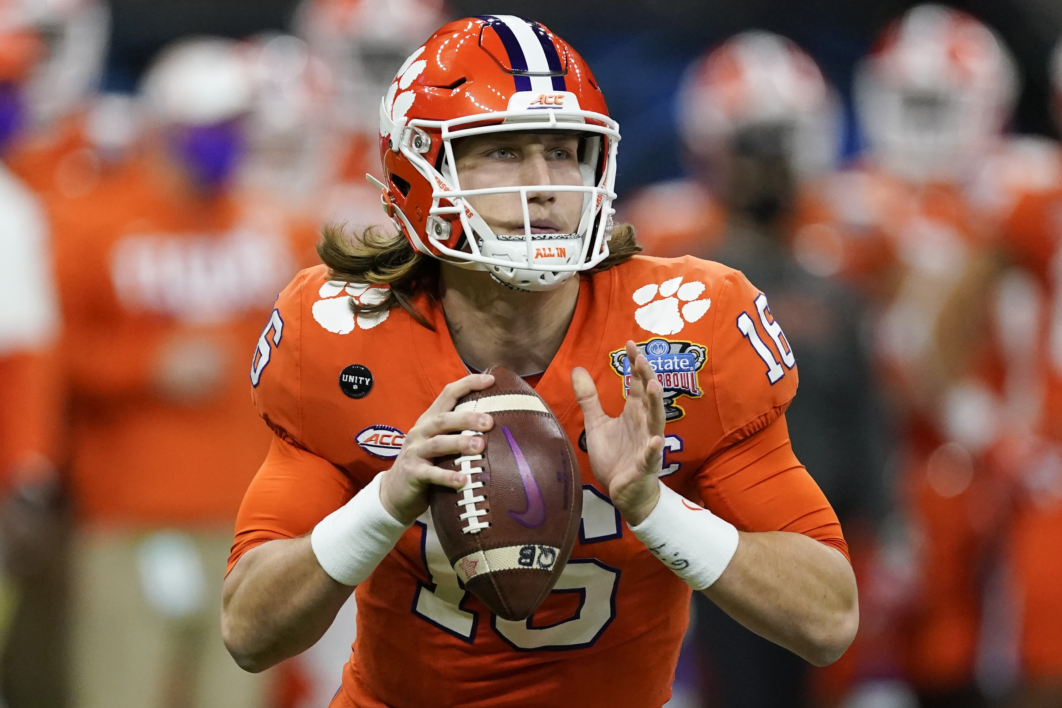 Clemson Football: Trevor Lawrence reaches out to Tua Tagovailoa