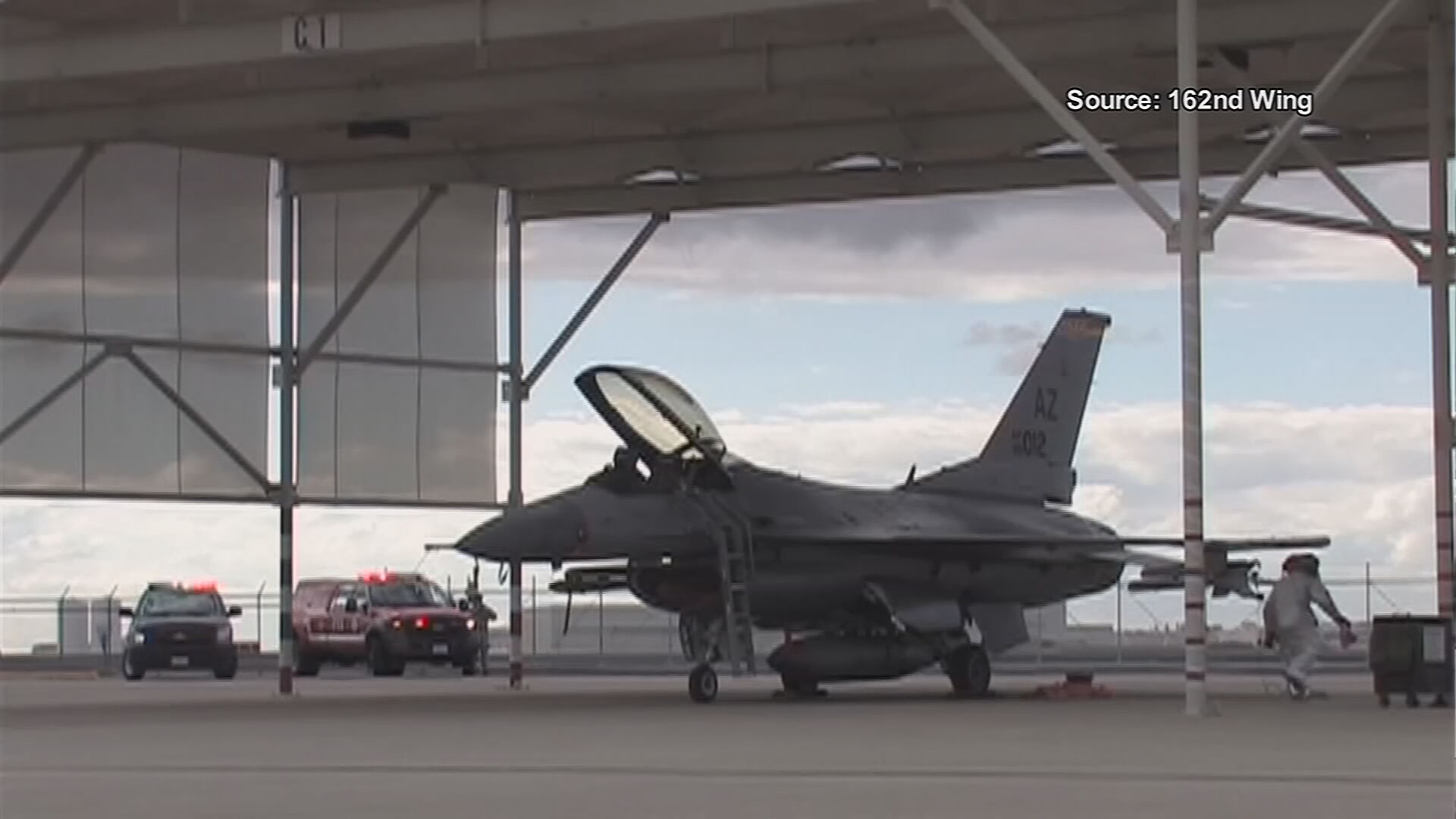 Arizona Cardinals keep jet in San Antonio hangar for repairs