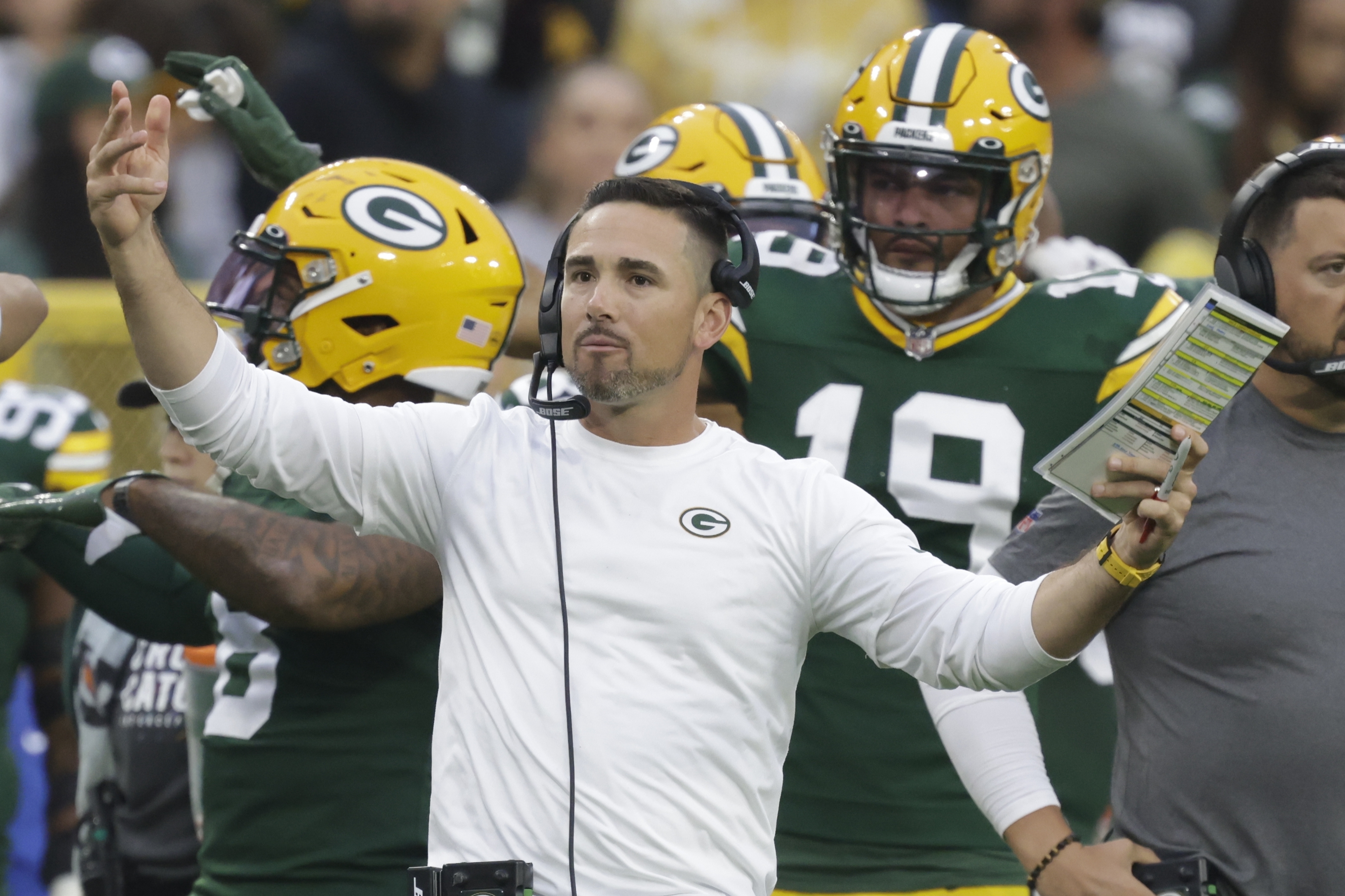 Packers lose All-Pro cornerback Jaire Alexander to shoulder injury