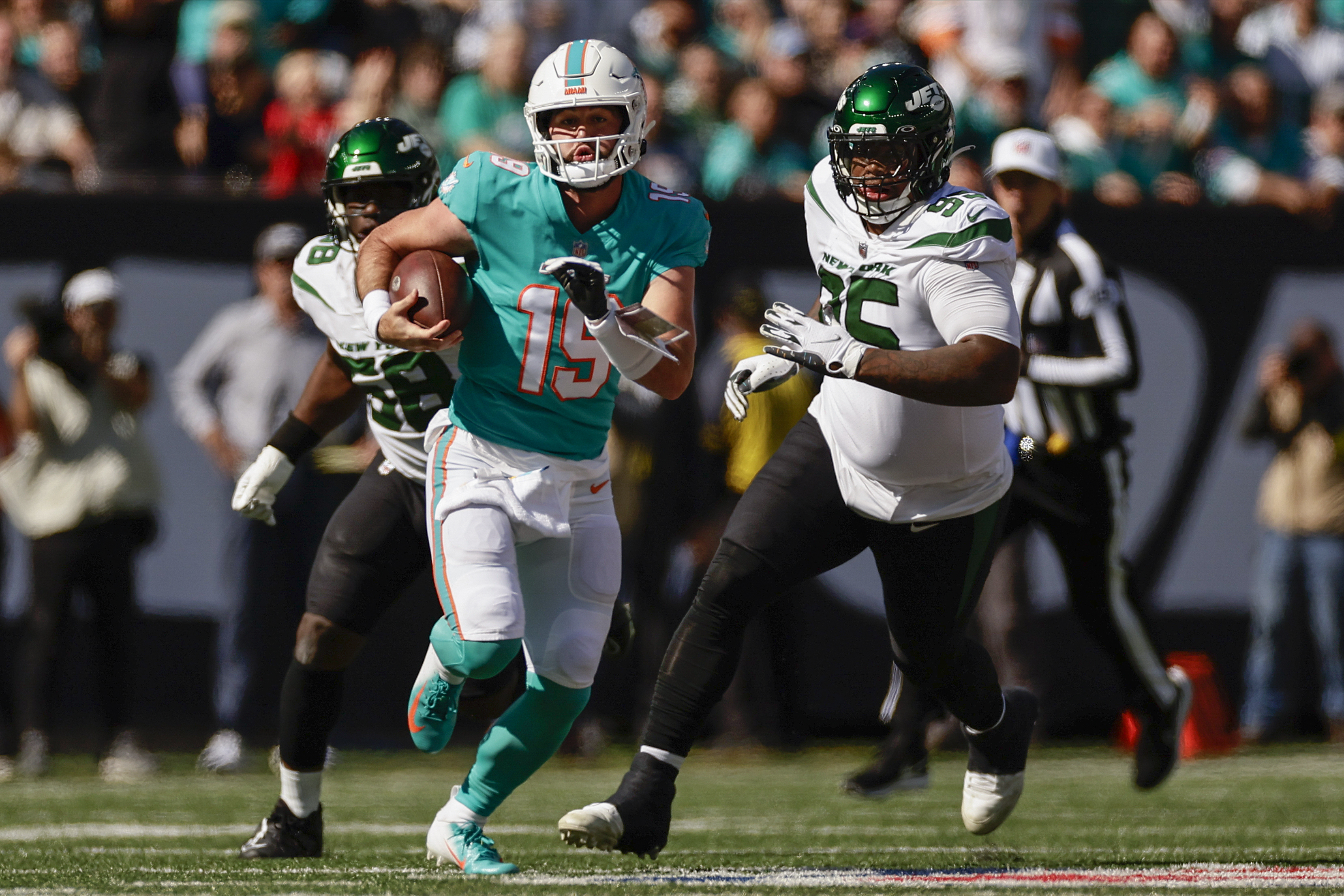 Dolphins expected to start third-string QB Skylar Thompson against