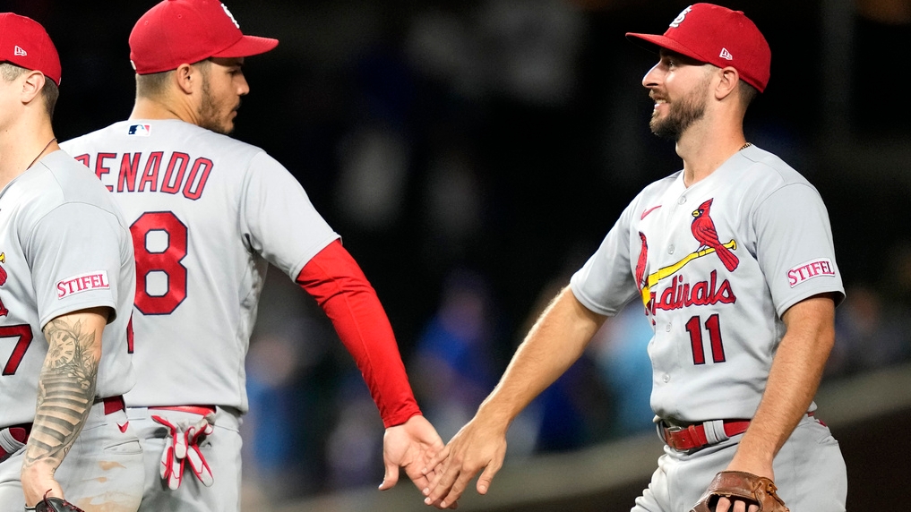 Cardinals fans flock to Busch for ceremony honoring Molina and Pujols ahead  of final game