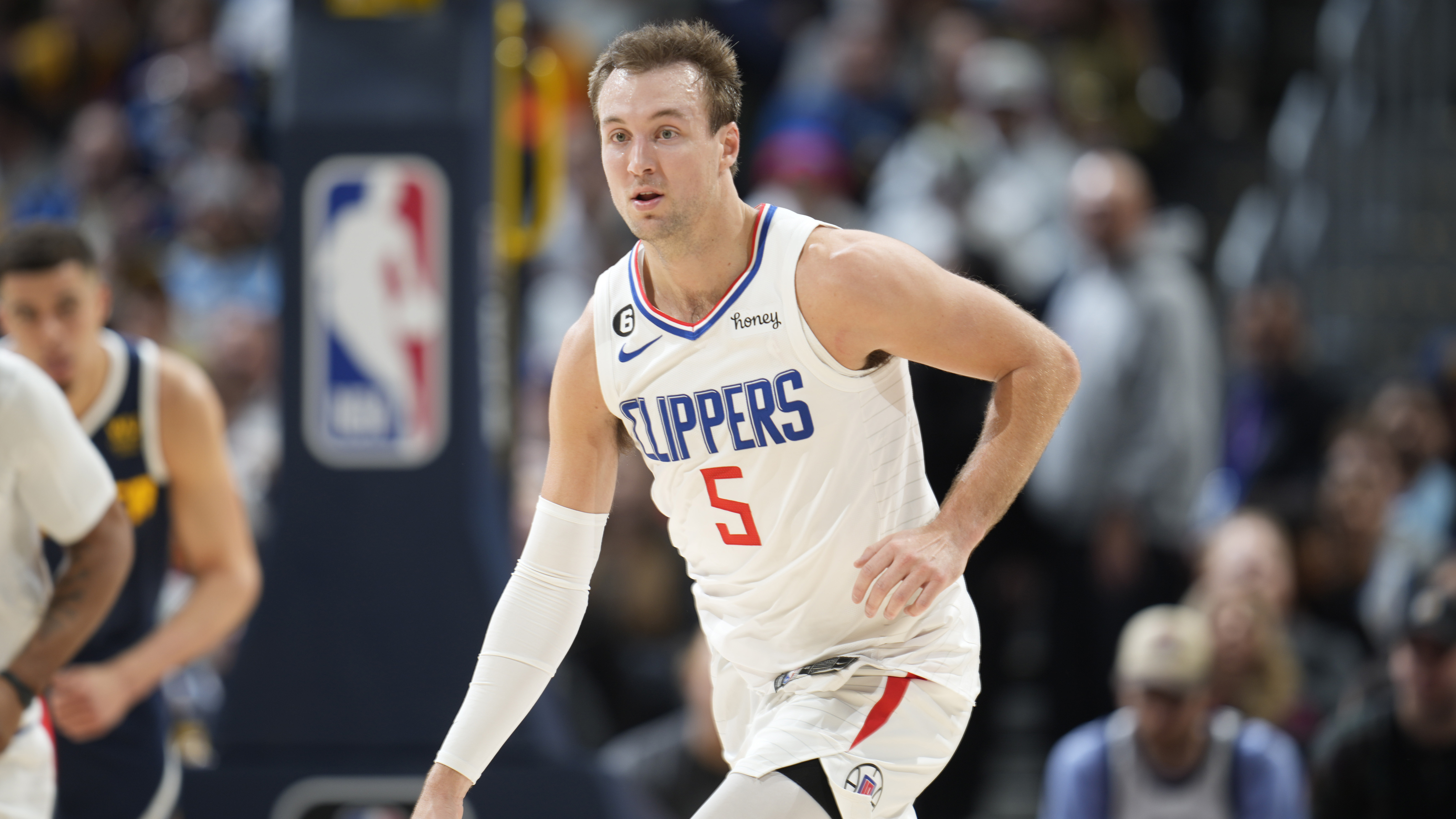 REPORTS: Grizzlies acquire Kennard, trade Green to Rockets in