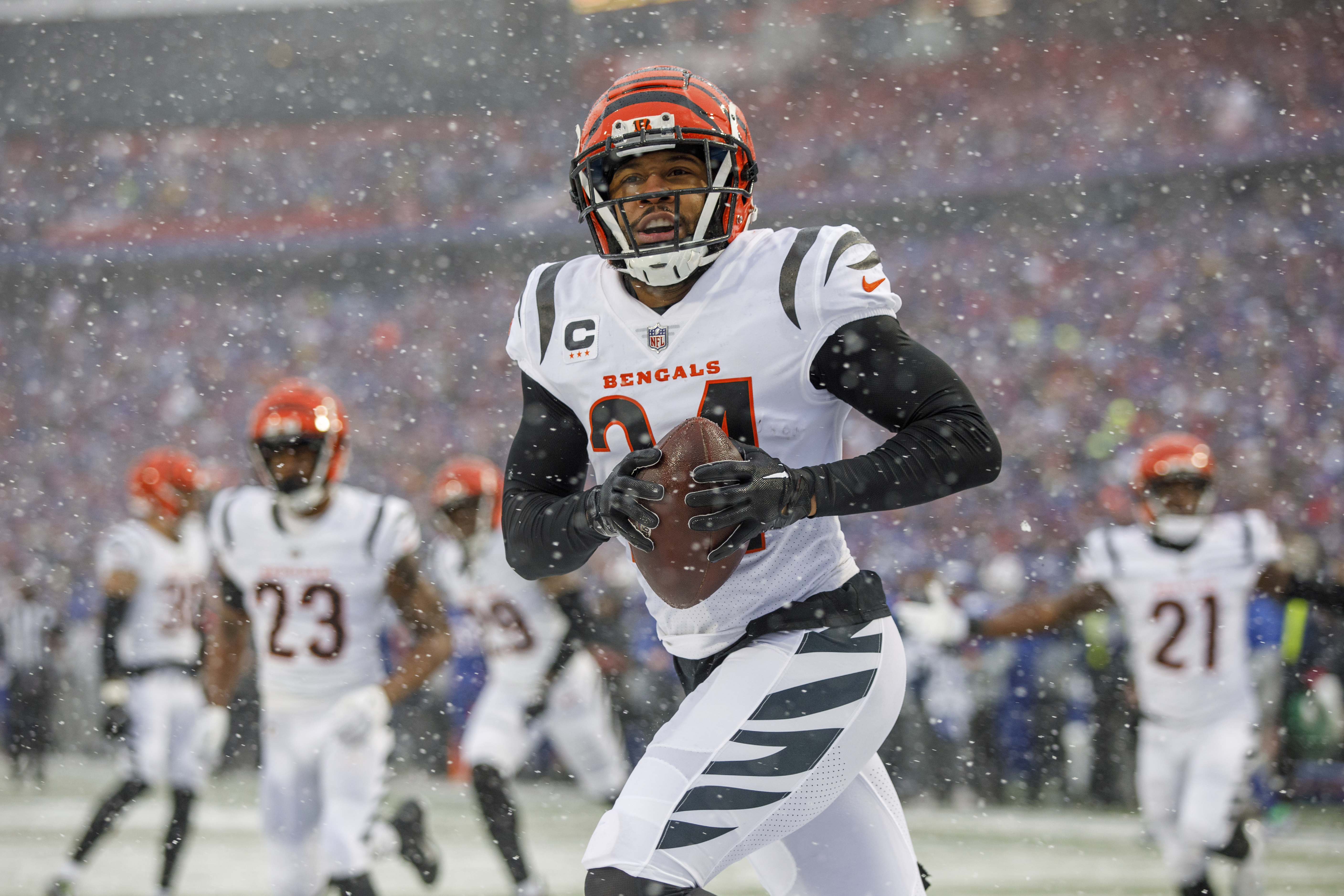 Bengals will wear black jerseys and white pants in Wild Card game - Cincy  Jungle