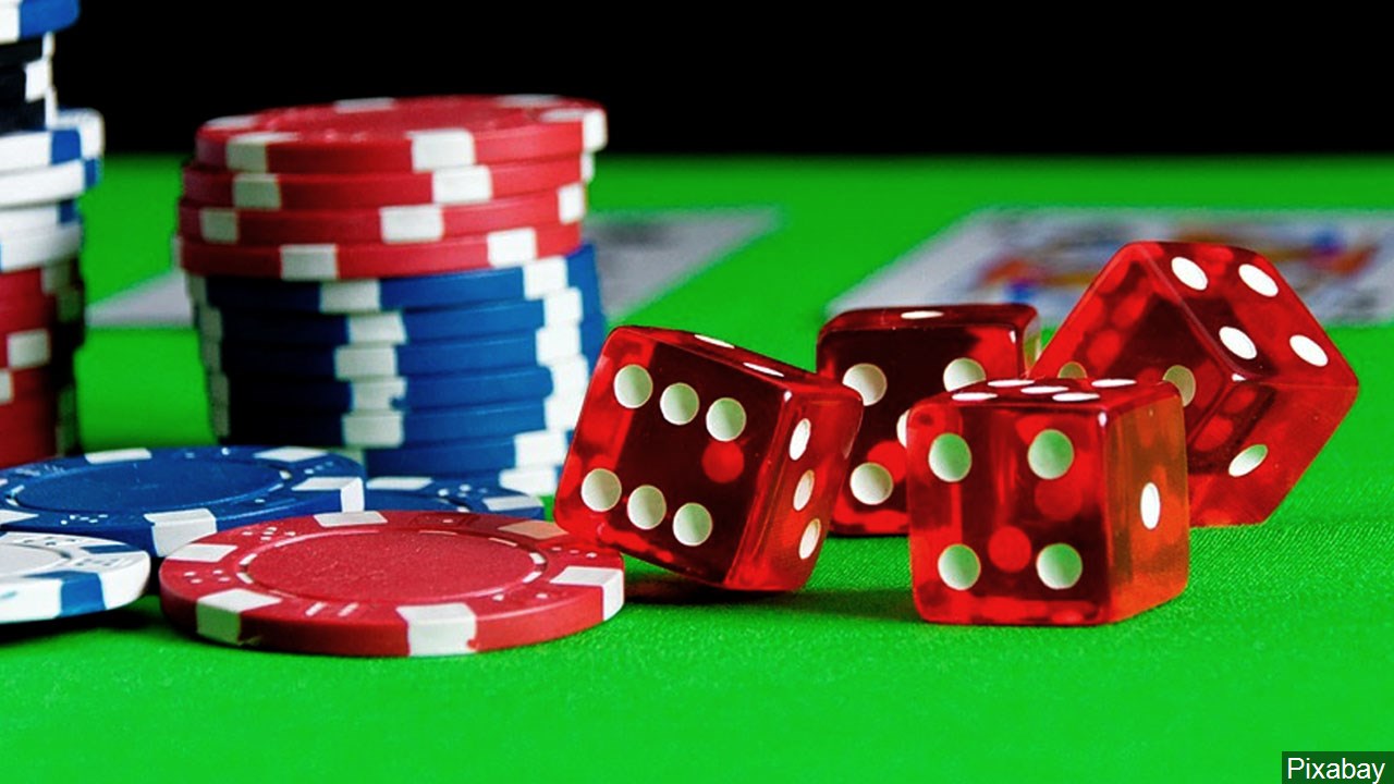 Study finds more Iowans with symptoms of 'problem gambling'