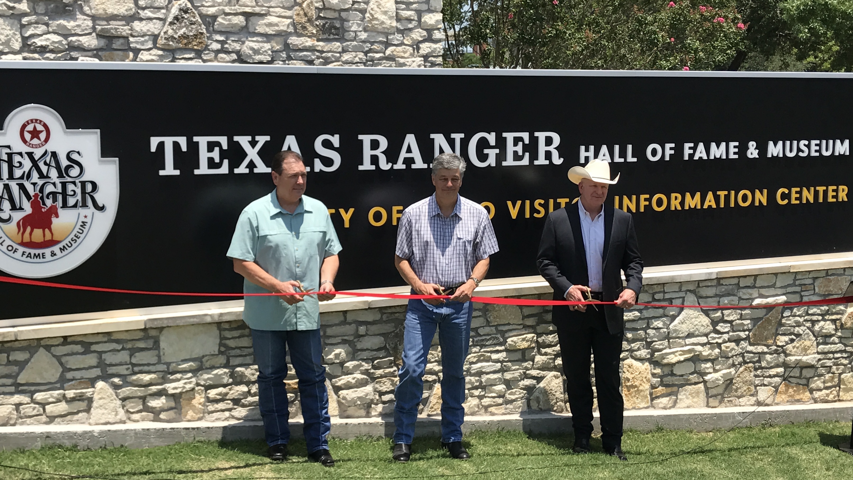Waco: Texas Ranger Hall of Fame and Museum has new sign