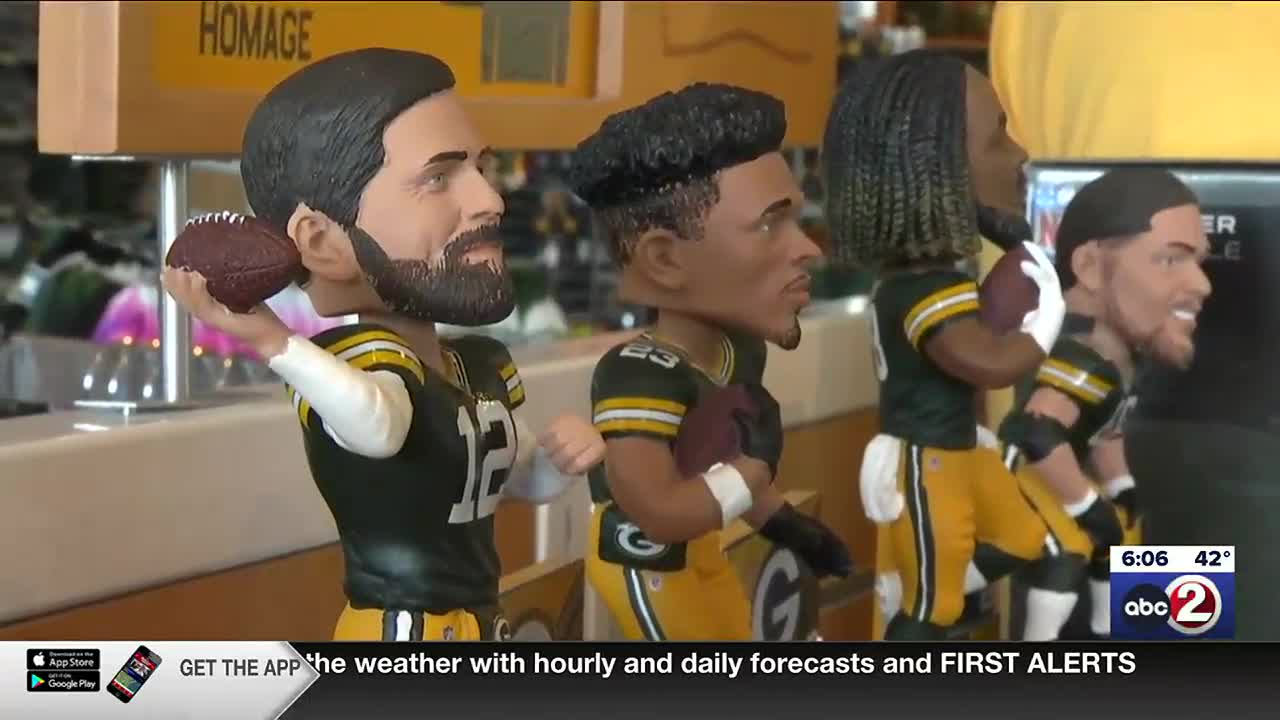 AARON RODGERS GREEN BAY PACKERS ON FIRE BOBBLEHEAD