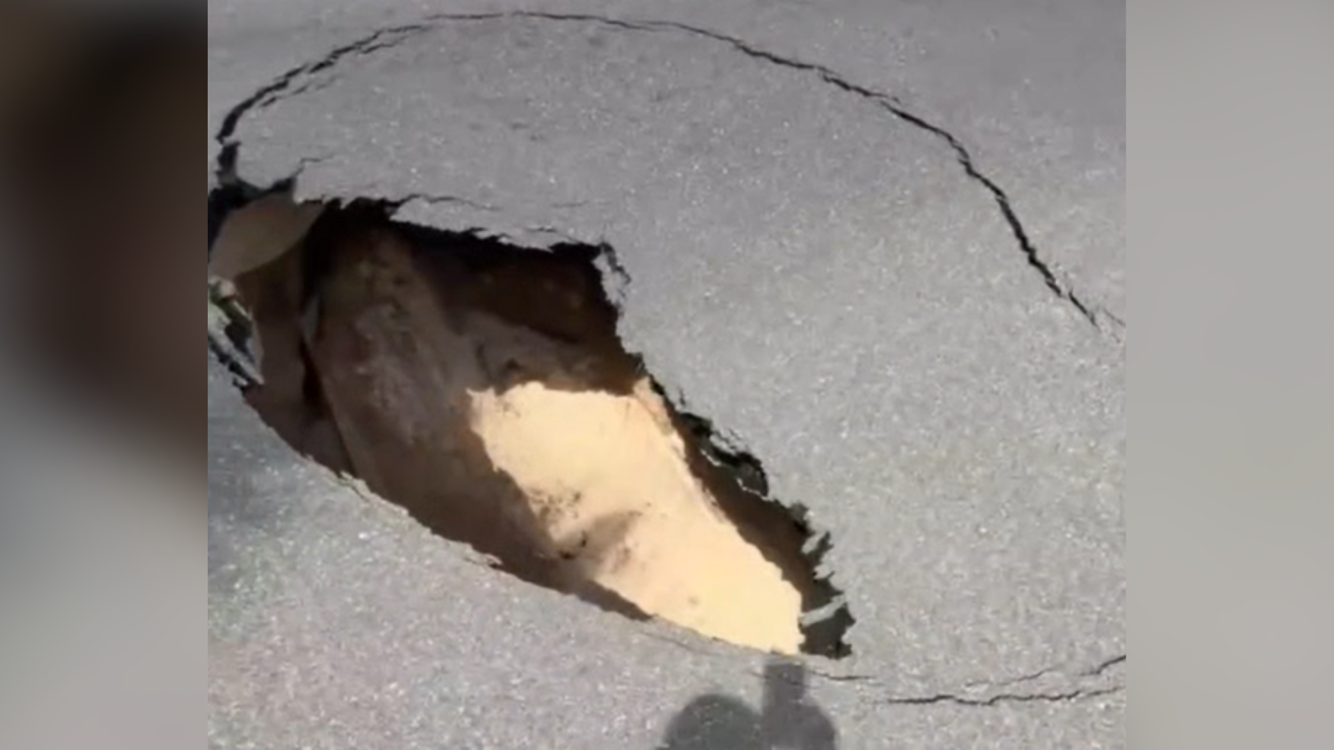 Sinkhole opens on US 90 in Suwannee County; highway reopens