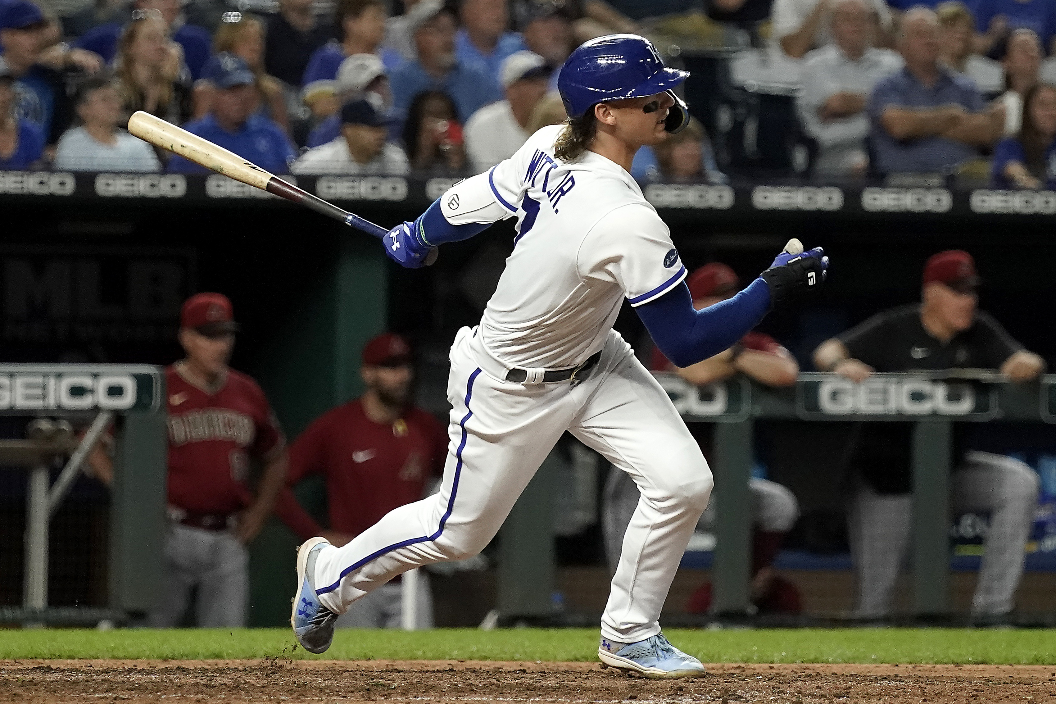 Bobby Witt Jr. leads Royals with 3 RBIs in 10-7 win over Twins